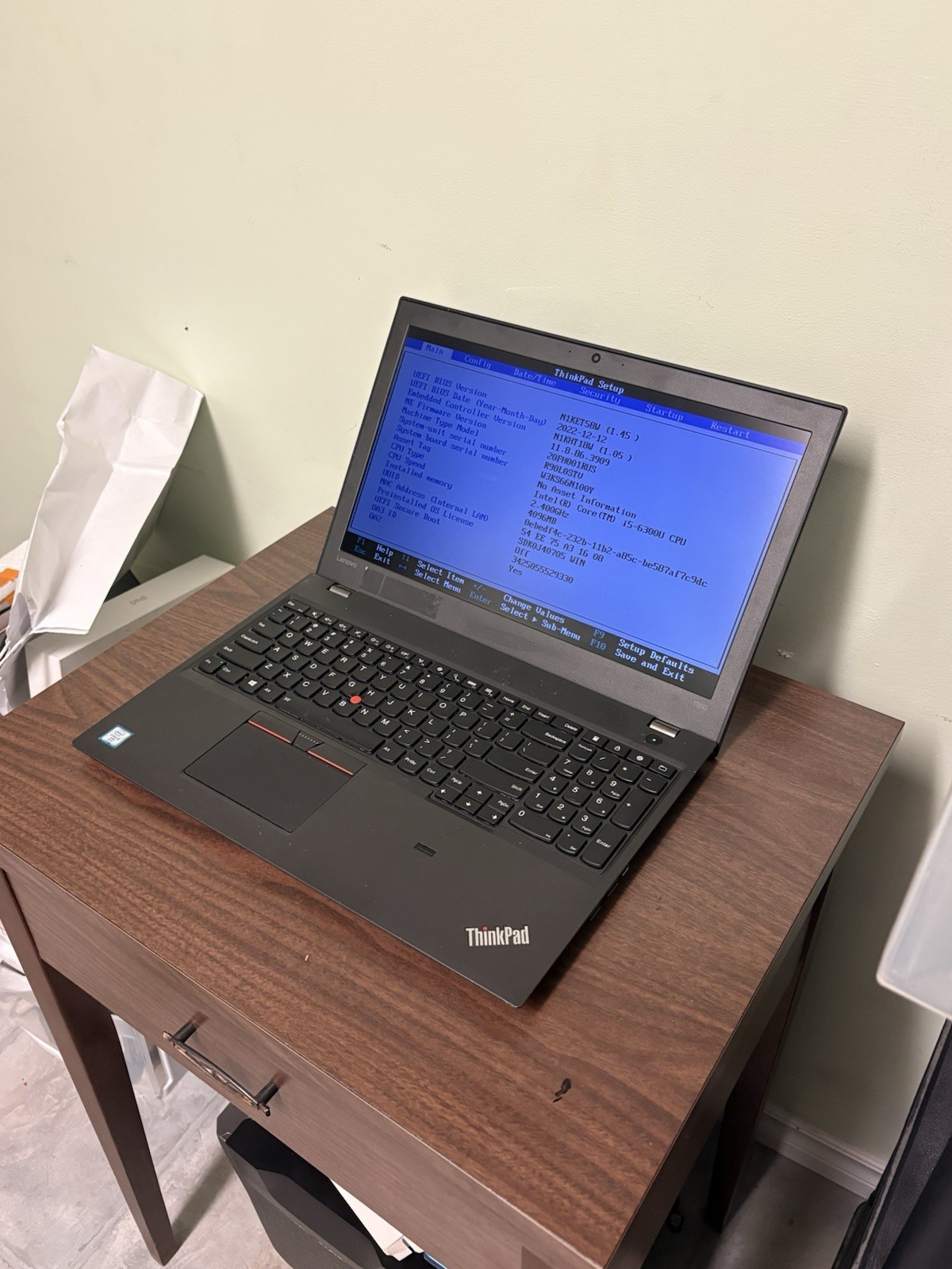 Lenovo Thinkpad T560 i5-6300u 15.6” Laptop For Parts Or Repair BOOTS