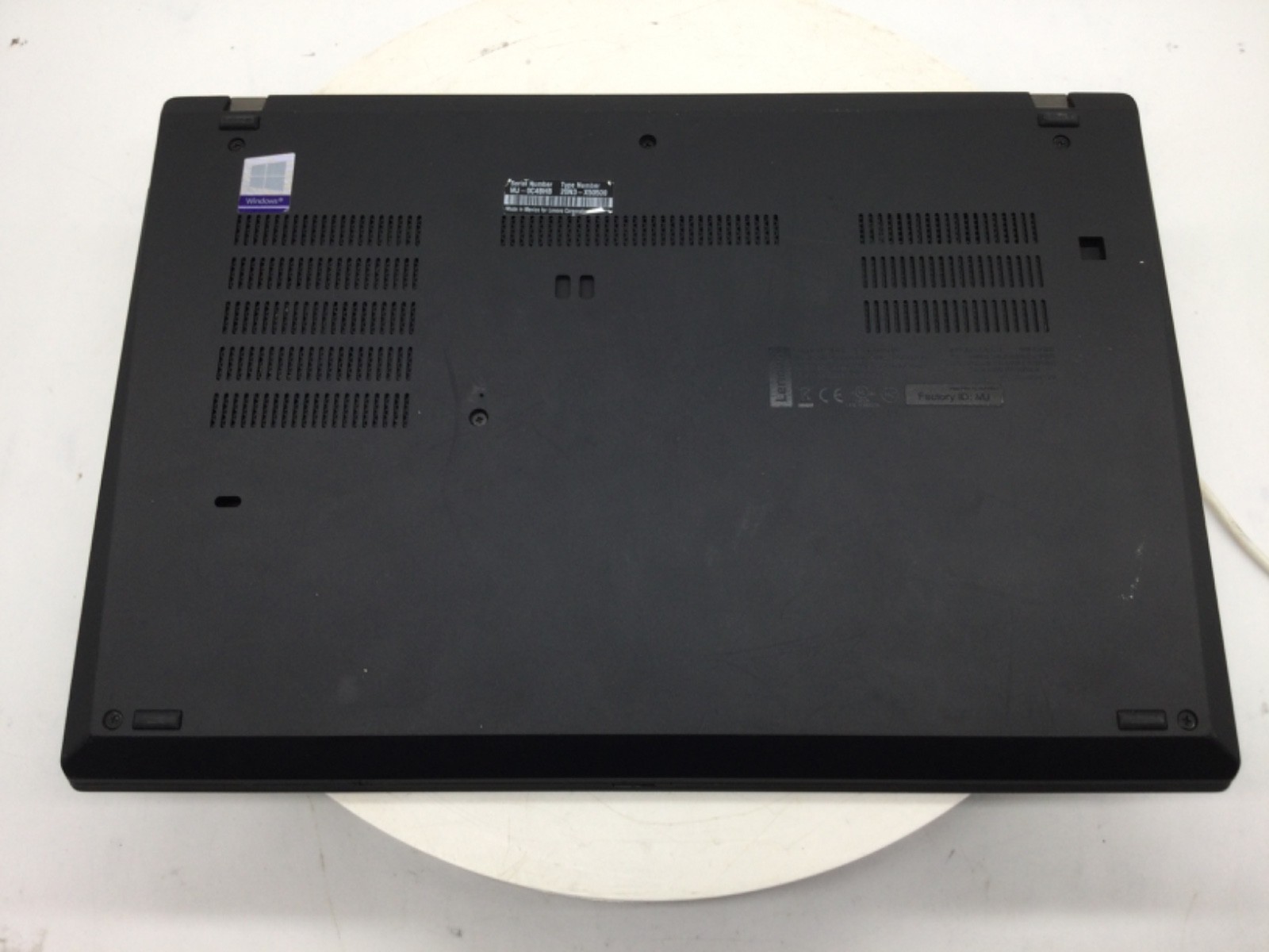 Lenovo ThinkPad T490 14″ Laptop i5-8365U 16GB RAM 256GB SSD Win11Pro Used READ