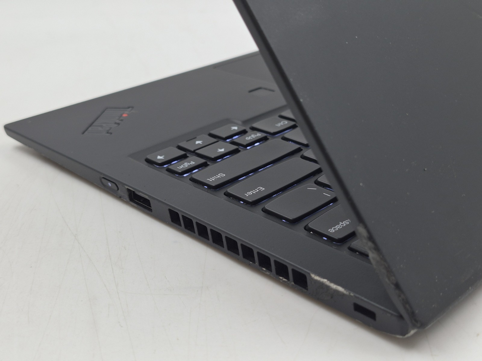 FOR PARTS Lenovo ThinkPad X1 Carbon Gen 8 i5-10310U 1.70GHz 8GB RAM No SSD/OS
