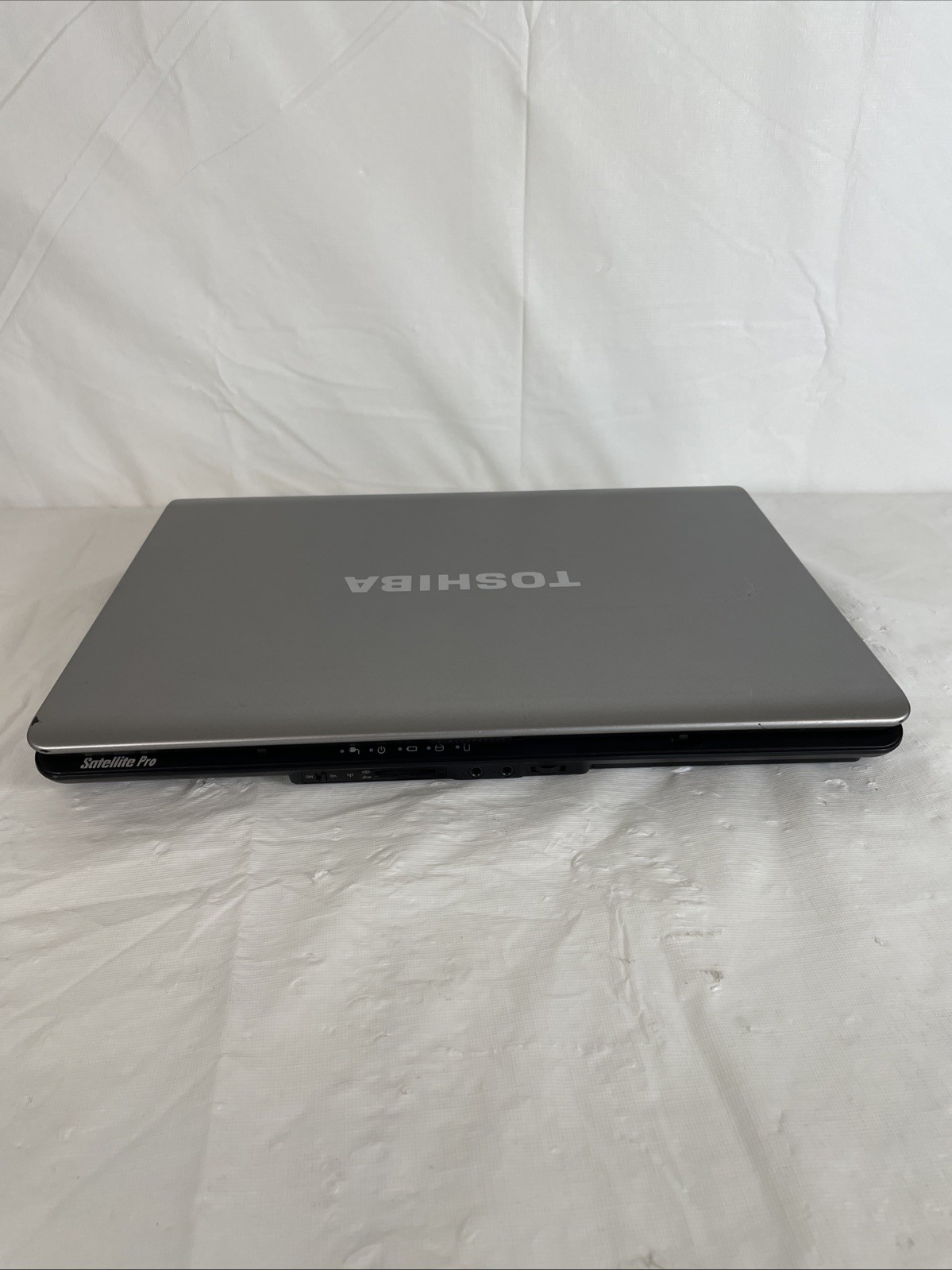 Toshiba SatellitePro L300-EZ1004X Intel Duo T5870 @ 2GHz 1GB RAM No HDD – Tested