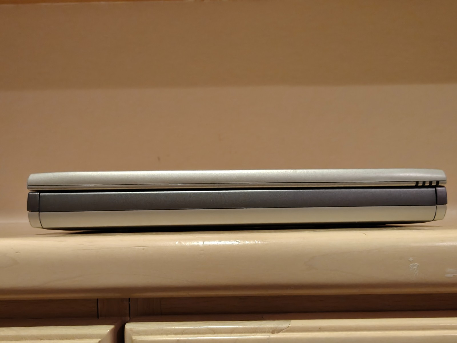 Toshiba Libretto ff1100v P266MHz 64MB, 32GB HD 2X Win98 w/CD-ROM & Lots More IOB