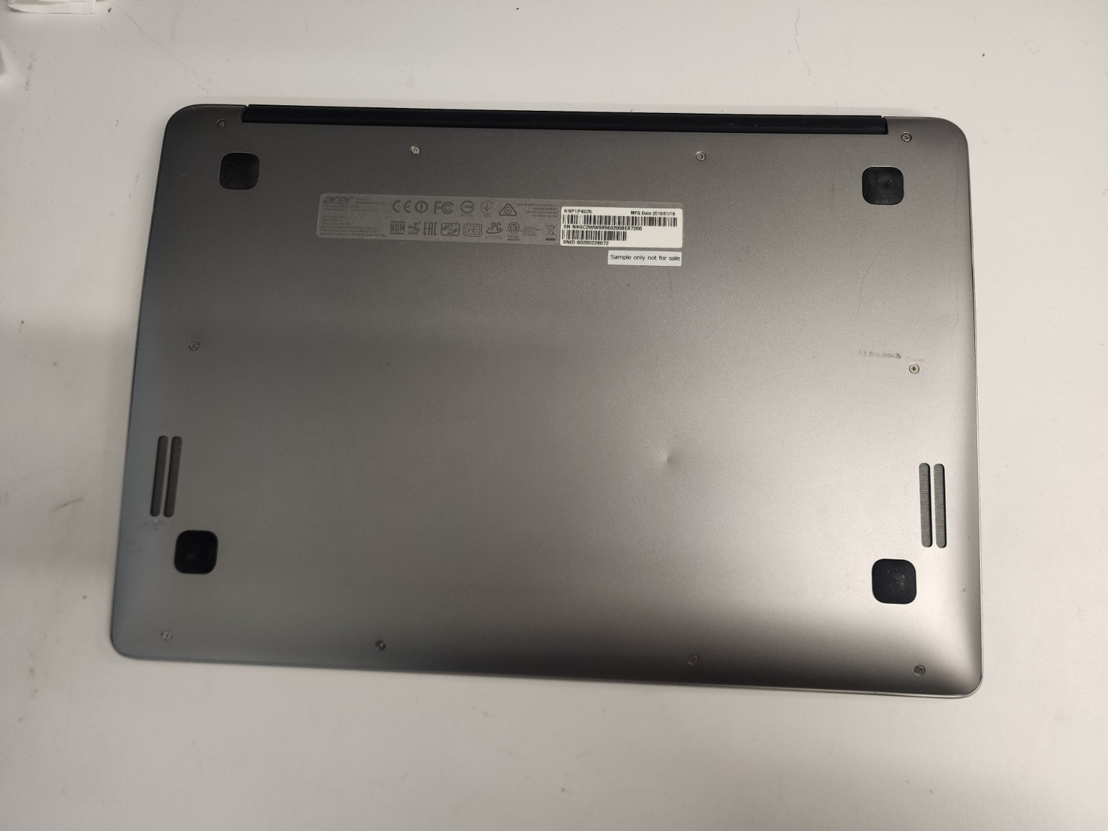 Acer Chromebook 14 N16P1 _ Celeron N3160 @ 1.6 _ 4GB / 32GB _ ChromeOS _ No AC