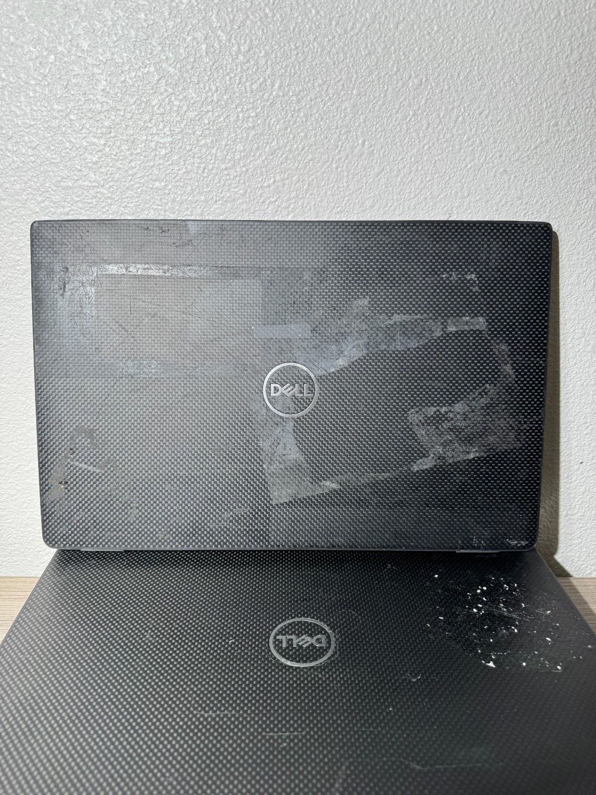 [Lot 3] Dell Latitude 7410 [i5-10310U, 16GB RAM, 256GB NVMe] NoOS ScreenDMG
