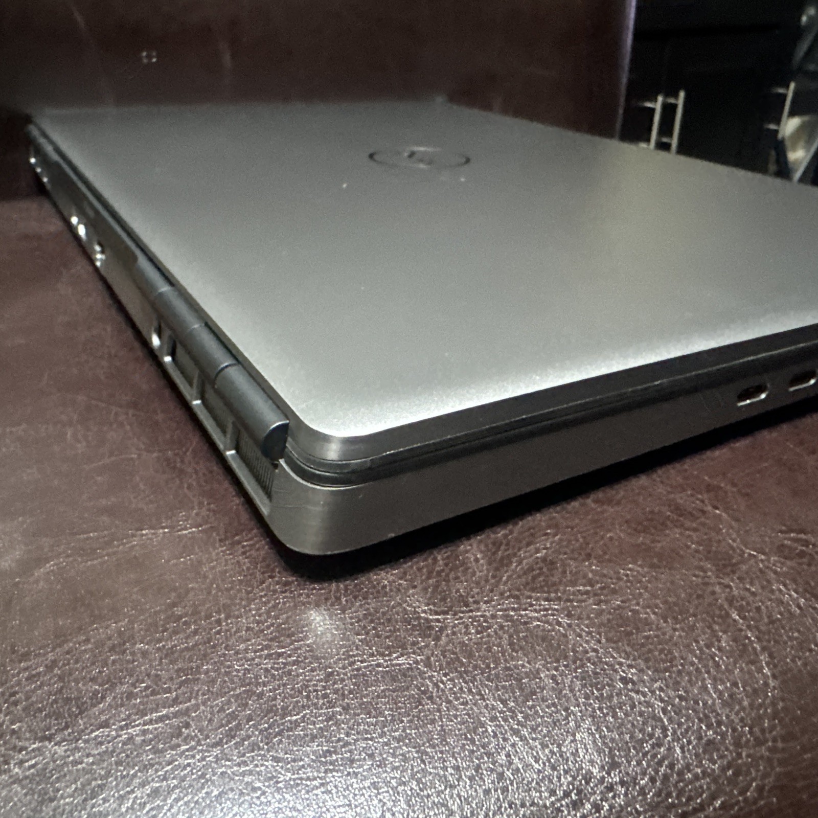 Dell Precision 7550 15.6” Xeon W-10885M 2TB SSD 64GB RTX 3000 4K Win 11