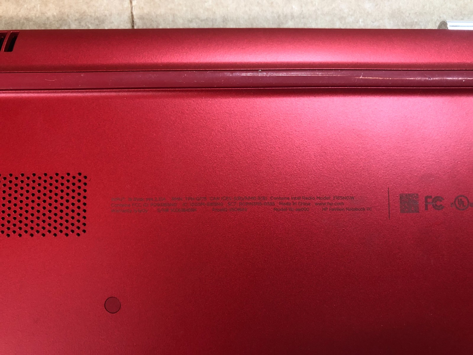 HP 15z-aw000 laptop Amd A9-9410 Radeon R5 8GB tested