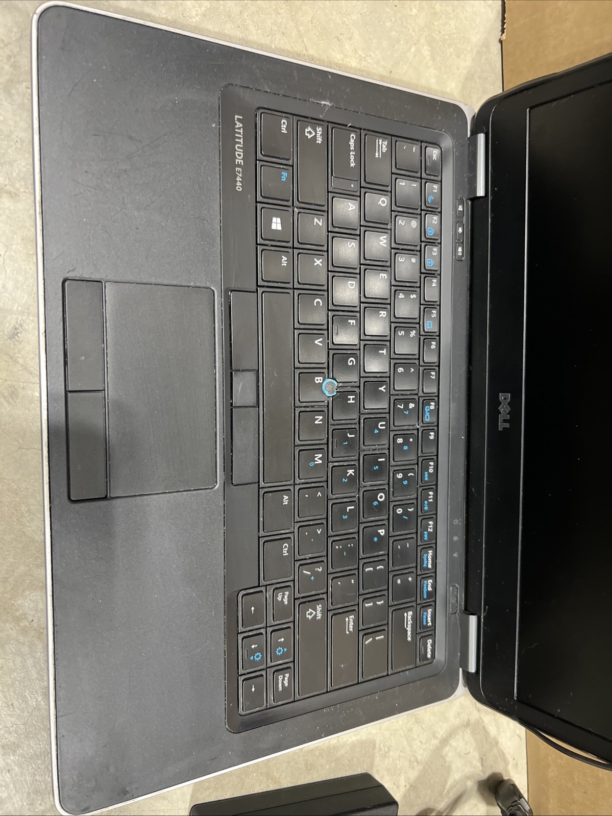 Dell Latitude E7440 i3-4030U@1.90GHz, 8 GB RAM, 14″, No HDD **Turns On