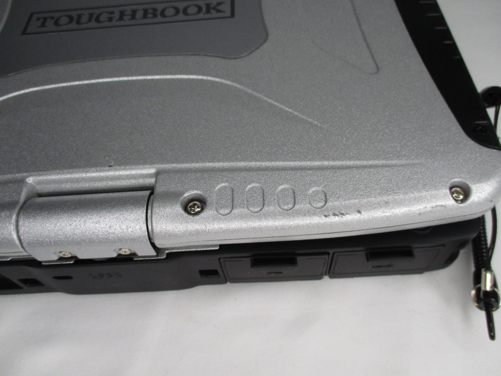 Panasonic ToughBook CF-19 MK8 TouchScreen i5-3610ME 2.7Ghz 8GB 1TB Wi-Fi Win10
