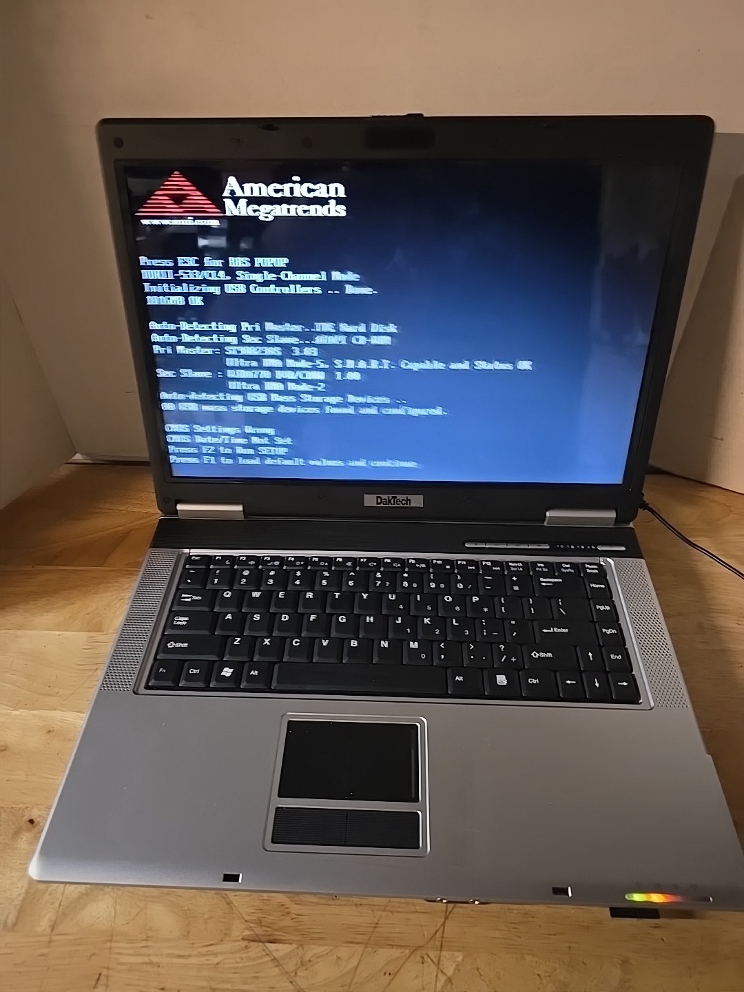 Upgraded DaKTech Windows Vista Buisiness Model S96FM Laptop Computer Works
