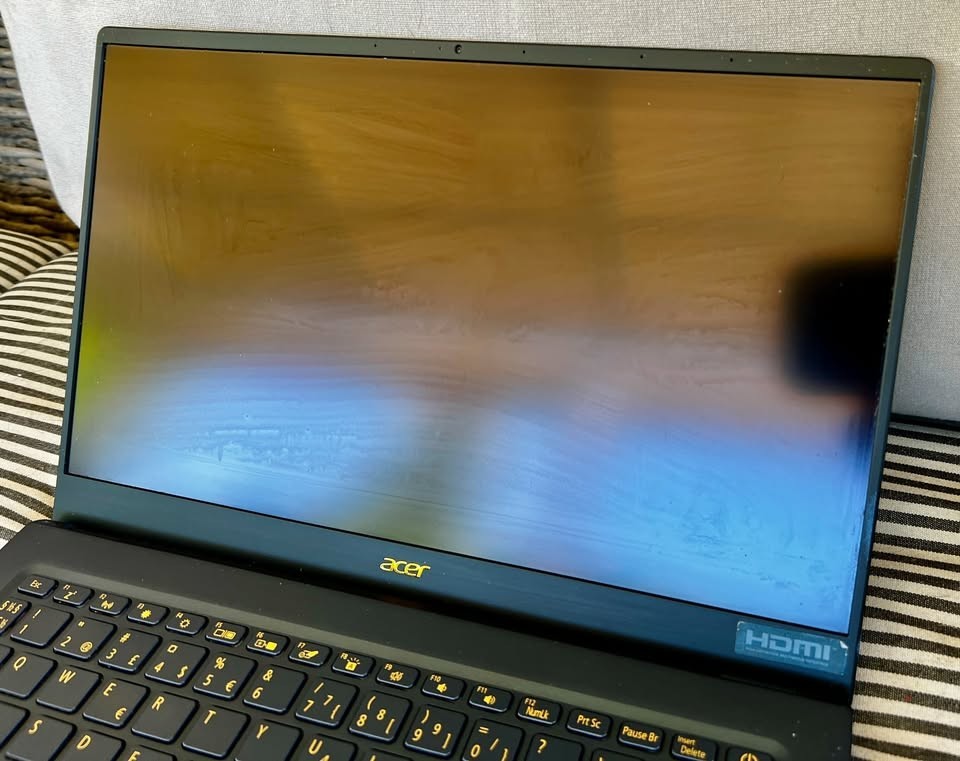 ACER SWIFT 3 LAPTOP N19H3 i7 16gb RAM 1TB SSD 13.5″ WINDOW 10 HOME FREE SHIP