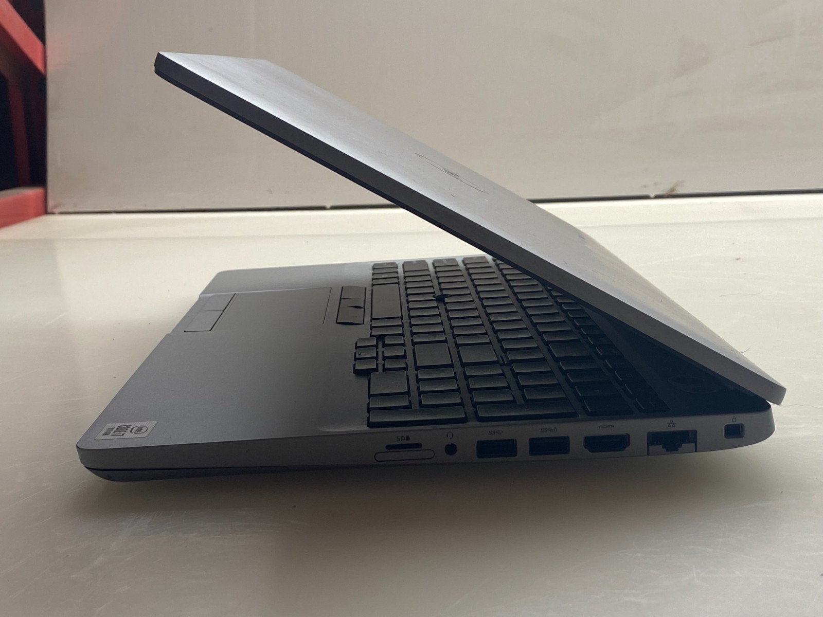 DELL PRECISION 3550 i7-10510U@1.80GHz 8GB NO SSD/OS BIOS TESTED *READ