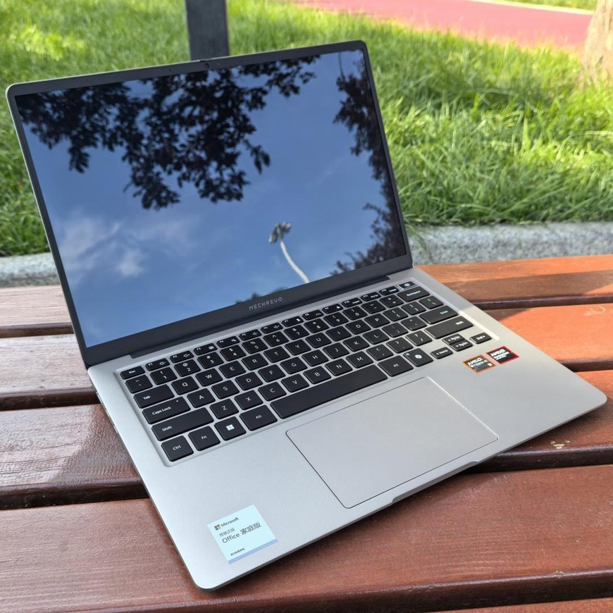 New Mechrevo Starlight 14 2026 Laptop 14″ 2.8K OLED 120Hz 1kg