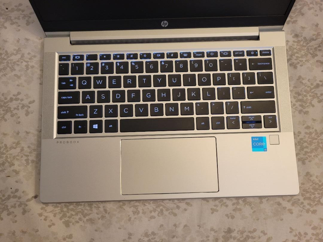 HP ProBook 630 G8 14″ i5-1135G7 16GB 256GB NVMe Win 11 Pro.