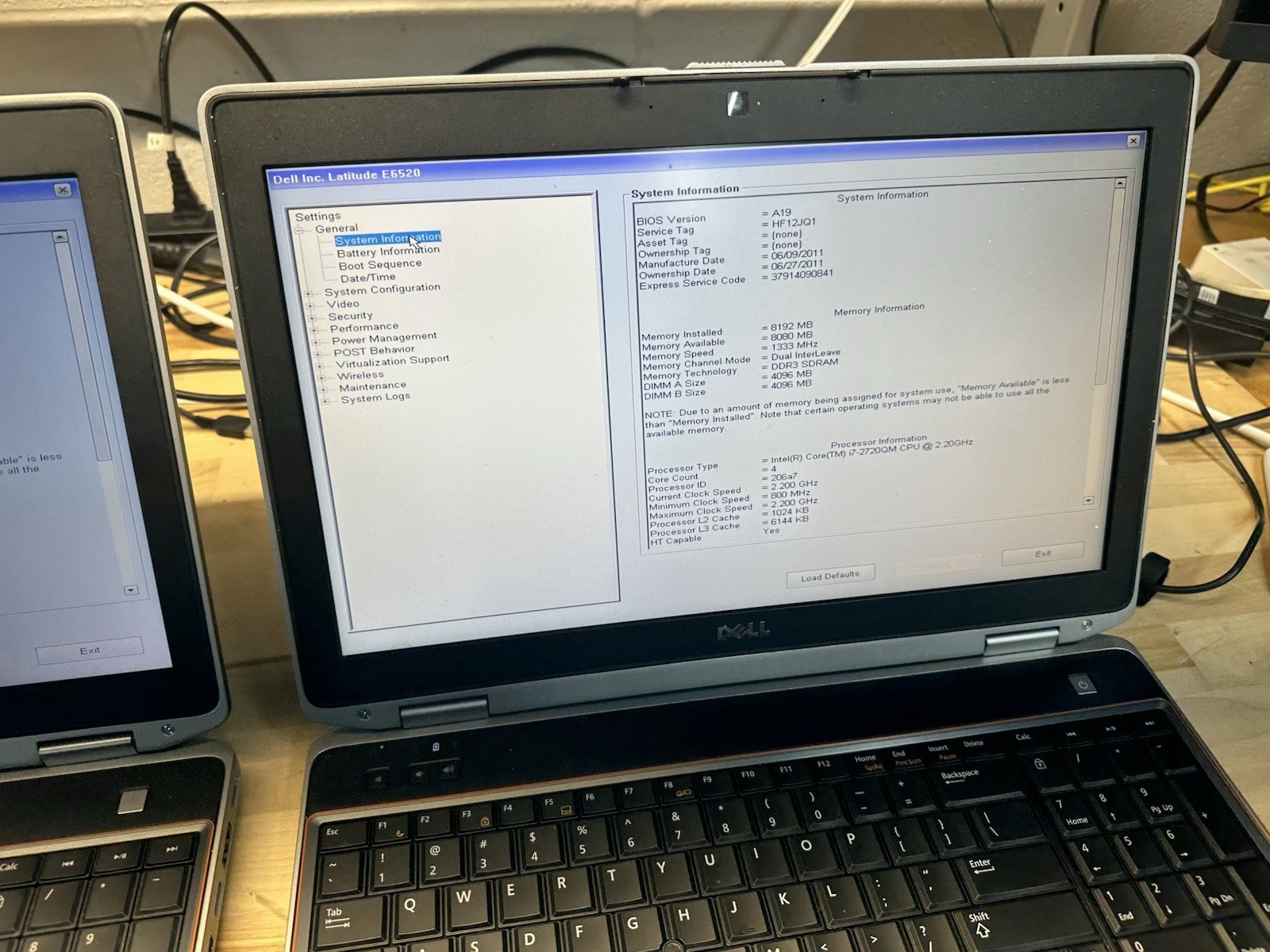 *LOT OF 2* DELL LATITUDE E6520 – i3 i7-2720QM / 2GB 8GB RAM *NO HDD /