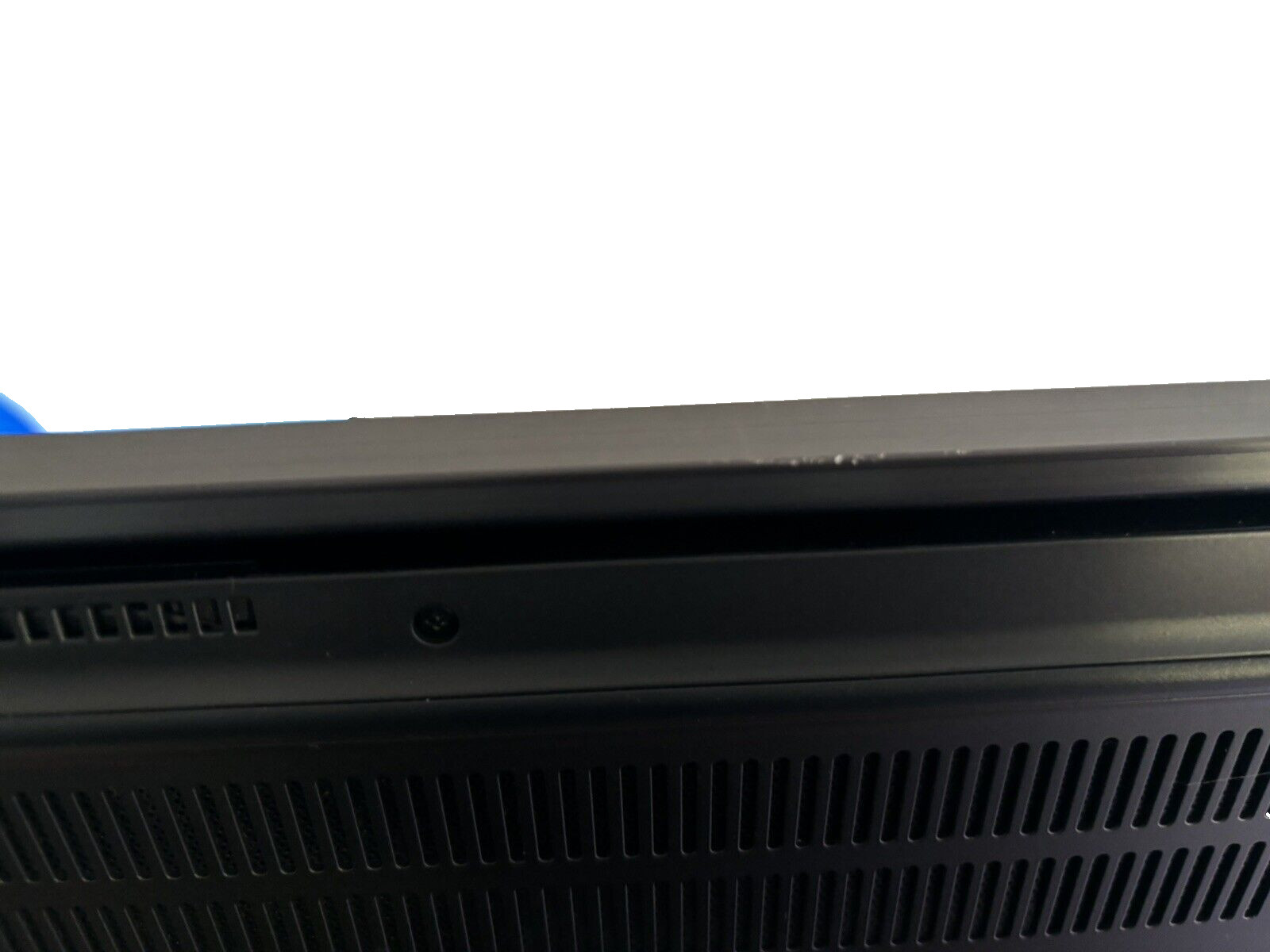 No Charger, Includes Battery, No Storage/RAM, Dell Latitude 7390; i7-8650U