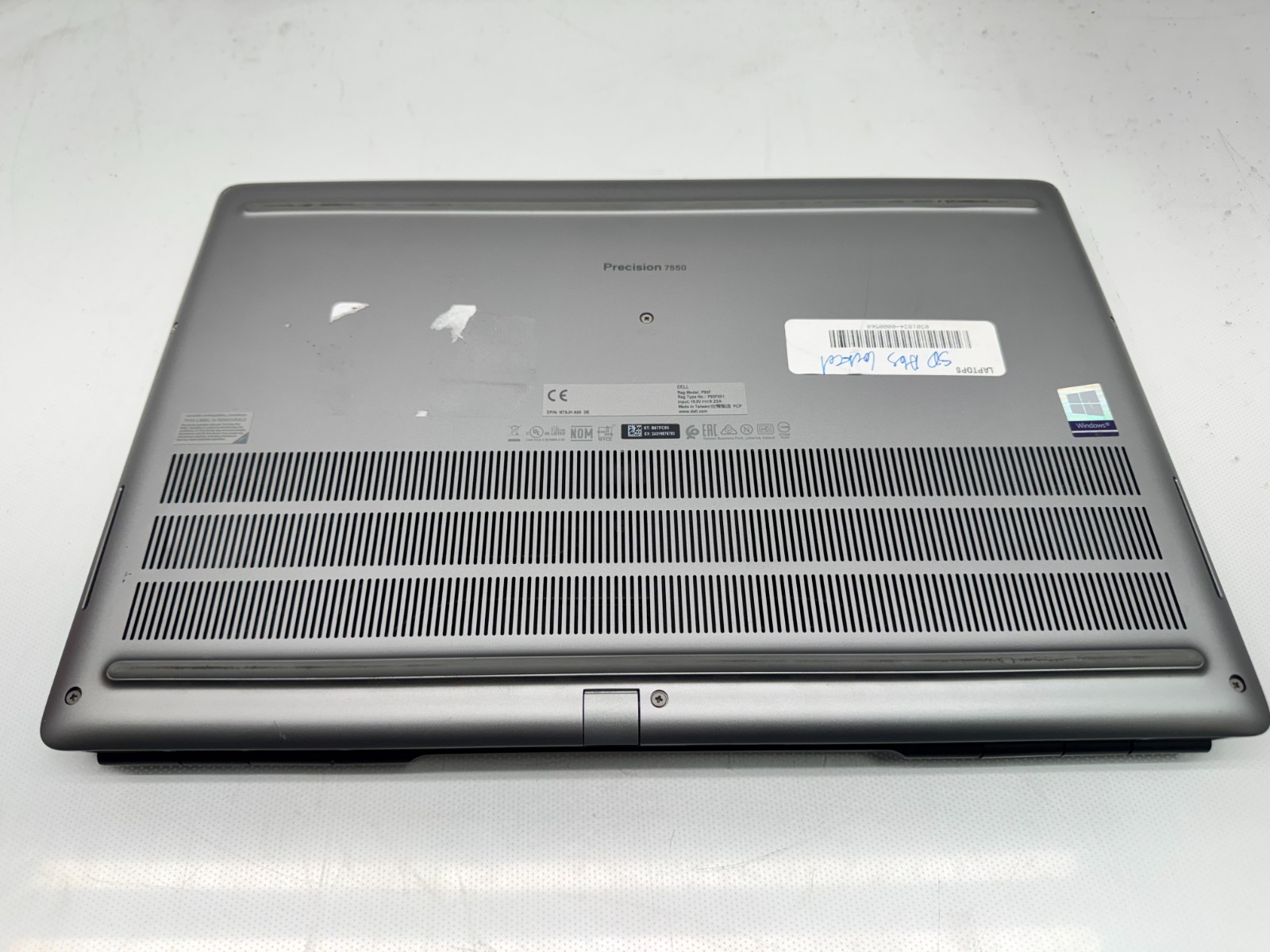 Dell Precision 7550 15.6″ Intel i7-10850H@2.7GHz 16GB 256G T2000 Nocamera *READ*