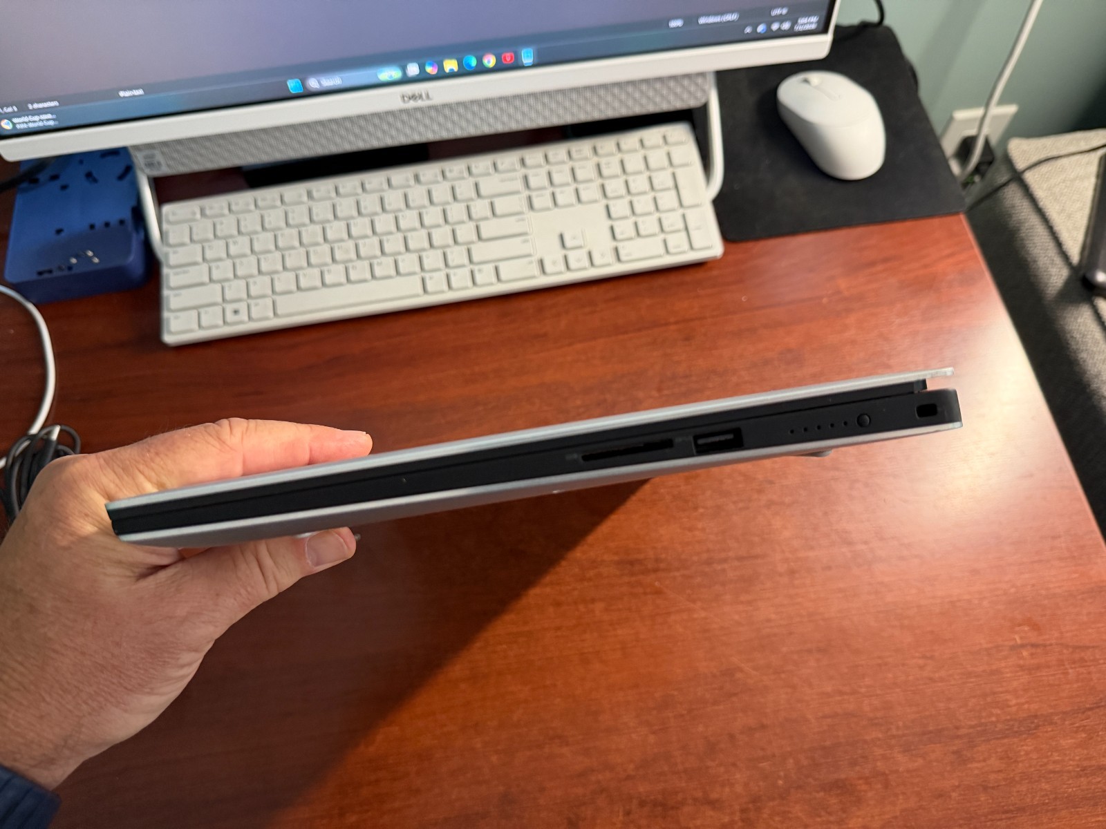 Dell Precision 7530 i7-8850H 32GB 256GB NVMe Quadro P2000 Win11P 130W Charger