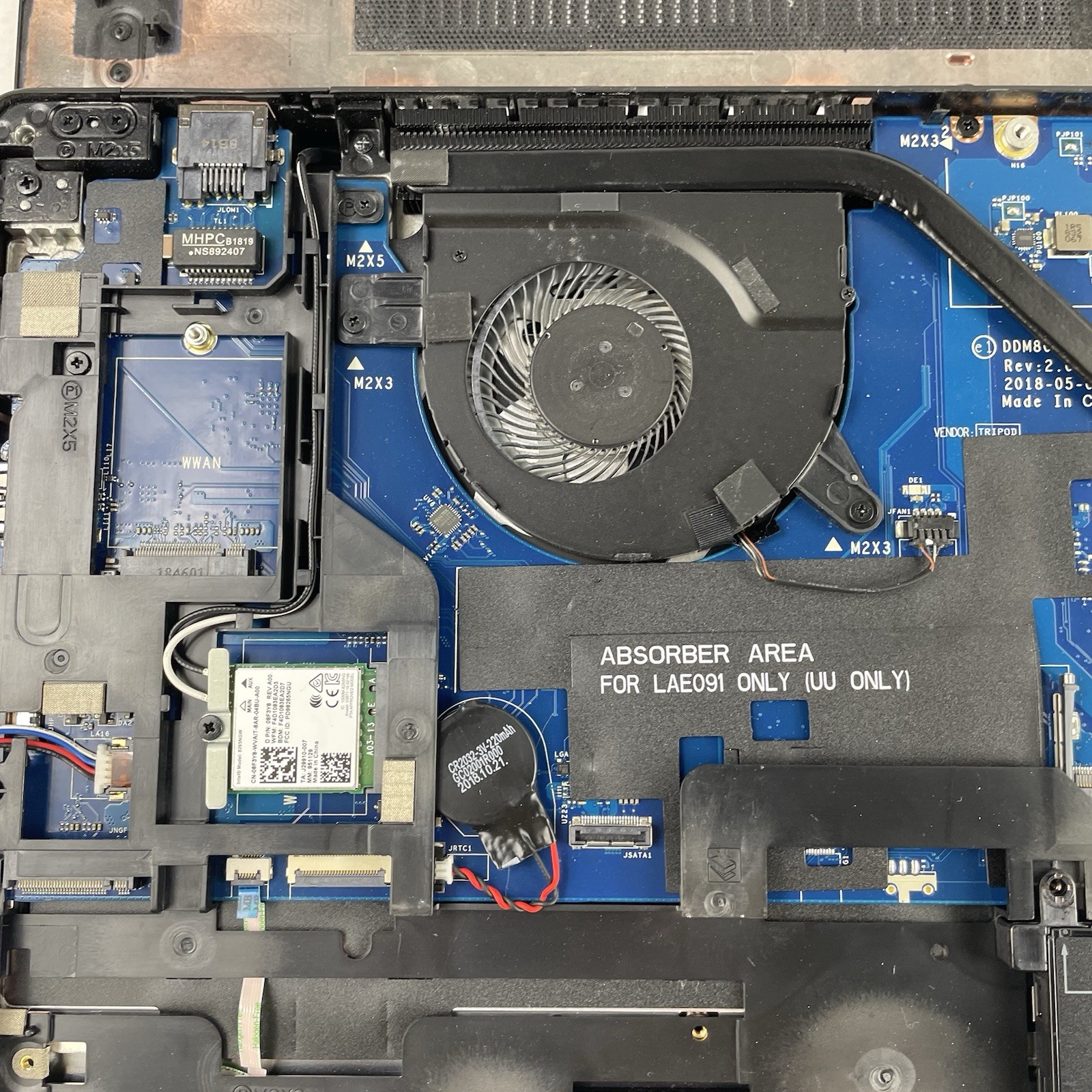 Dell Latitude 5590 15.6″ i7-8650U 1.90 GHz 8 GB RAM No SSD/OS/AC