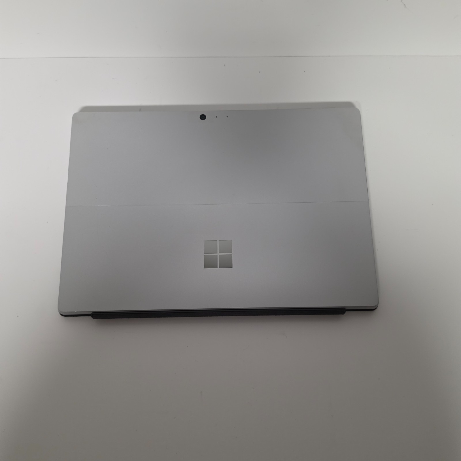 Microsoft Surface Pro 5 1796 128GB | Intel Core m3-7Y30 | 4GB Ram | Win 11 Pro