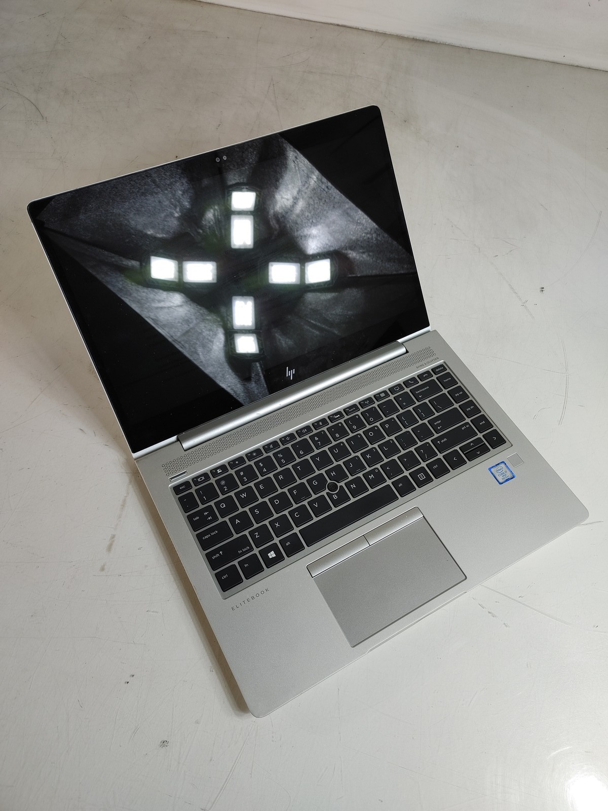 HP EliteBook 840 G5 Core i7-8650U 1.90 GHz 32 GB DDR4 No HDD