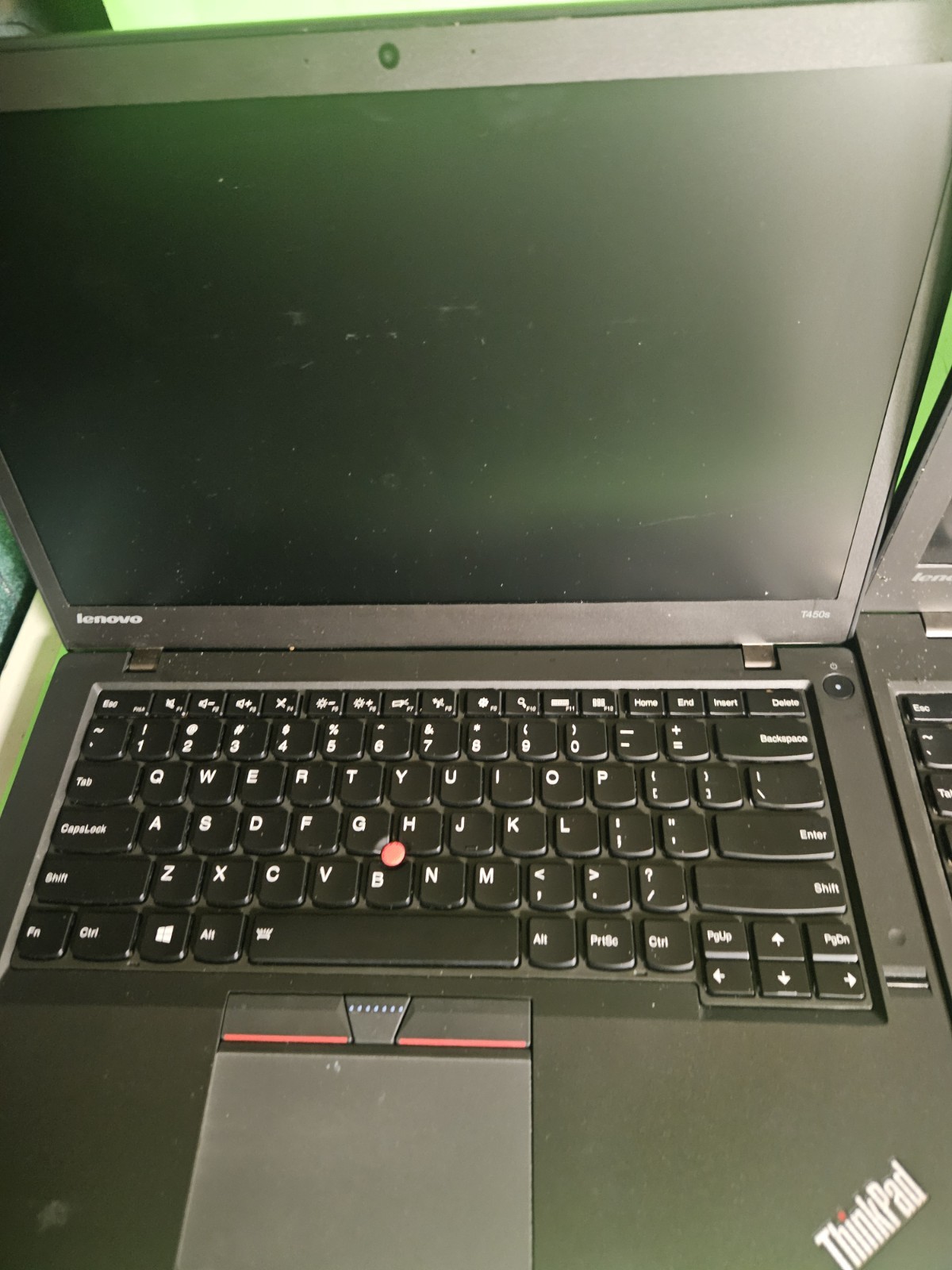 Lot of 34 Lenovo Thinkpad T440 T440P T450S AND OTHERS WITH BATTERYS