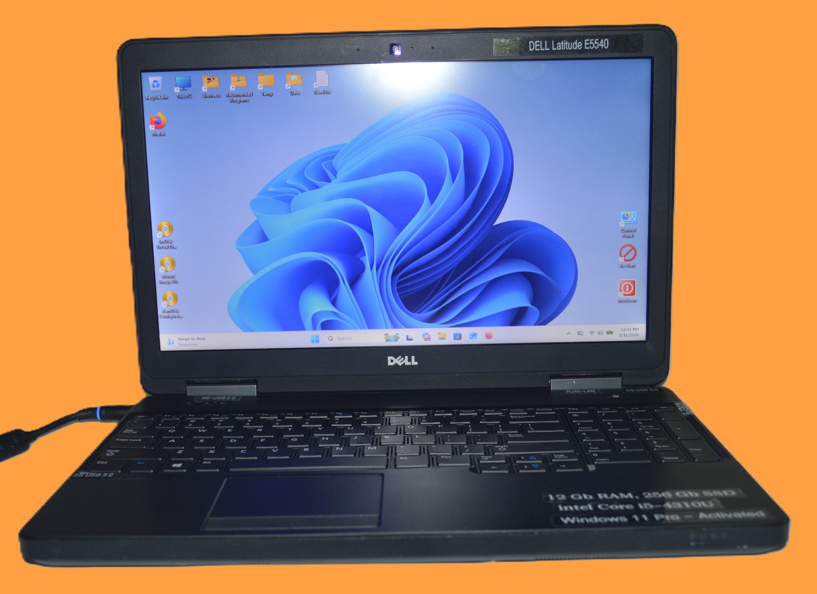 Dell Latitude E5540:15.6″,Wn11Pro,i5-4310U@2Ghz,12Gb RAM, 256Gb SSD,USB,WiFi,Bt