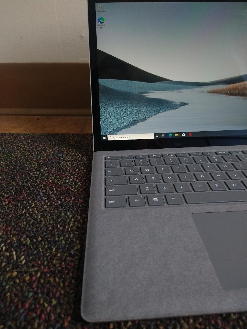 Microsoft Surface Laptop 1867 15″ Intel Core i5-1035G7@1.20GHz 8GB RAM 128GB SSD
