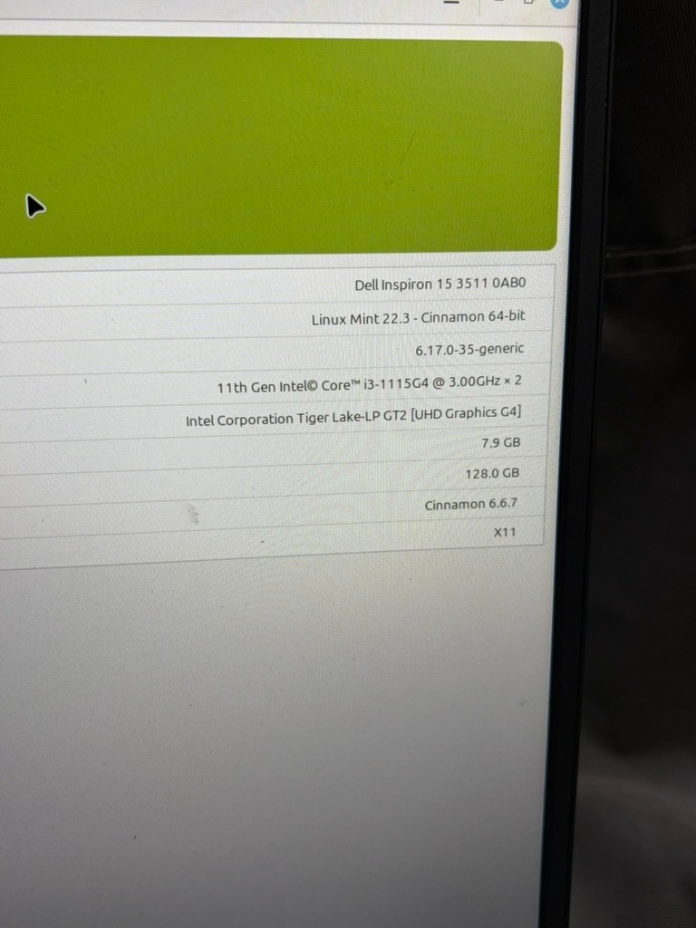 Dell Inspiron 3511 15″ Intel i3-1115 @ 3 ghz 8gb RAM 128 HDD
