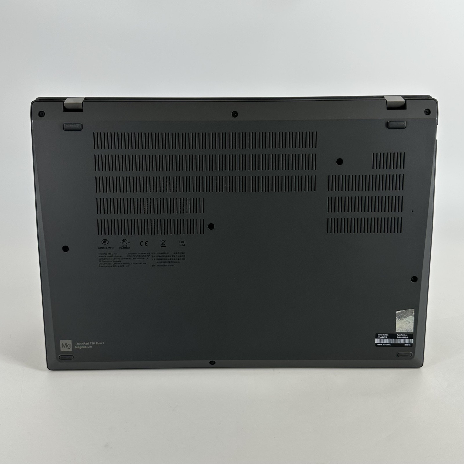 Lenovo ThinkPad T16 Gen 1 2022 Gray FHD+ 2.1 GHz i7-1260P 16GB 1TB SSD Very Good
