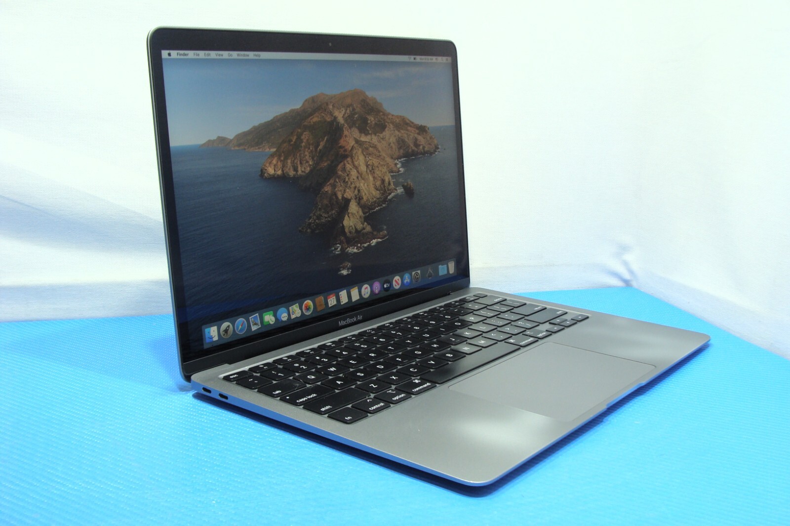 Apple MacBook Air 13″ A2179 (2020) i7-1060NG7 16GB 256GB MWTJ2LL/A Space Gray