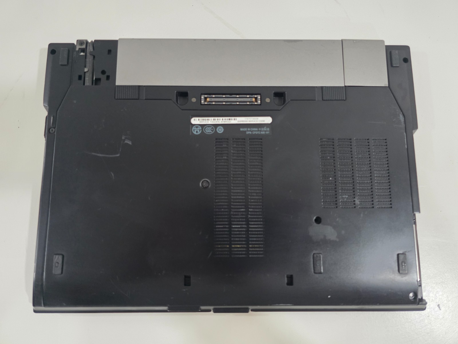 Dell Latitude E6410 Intel Core i5 CPU M 560 2GB