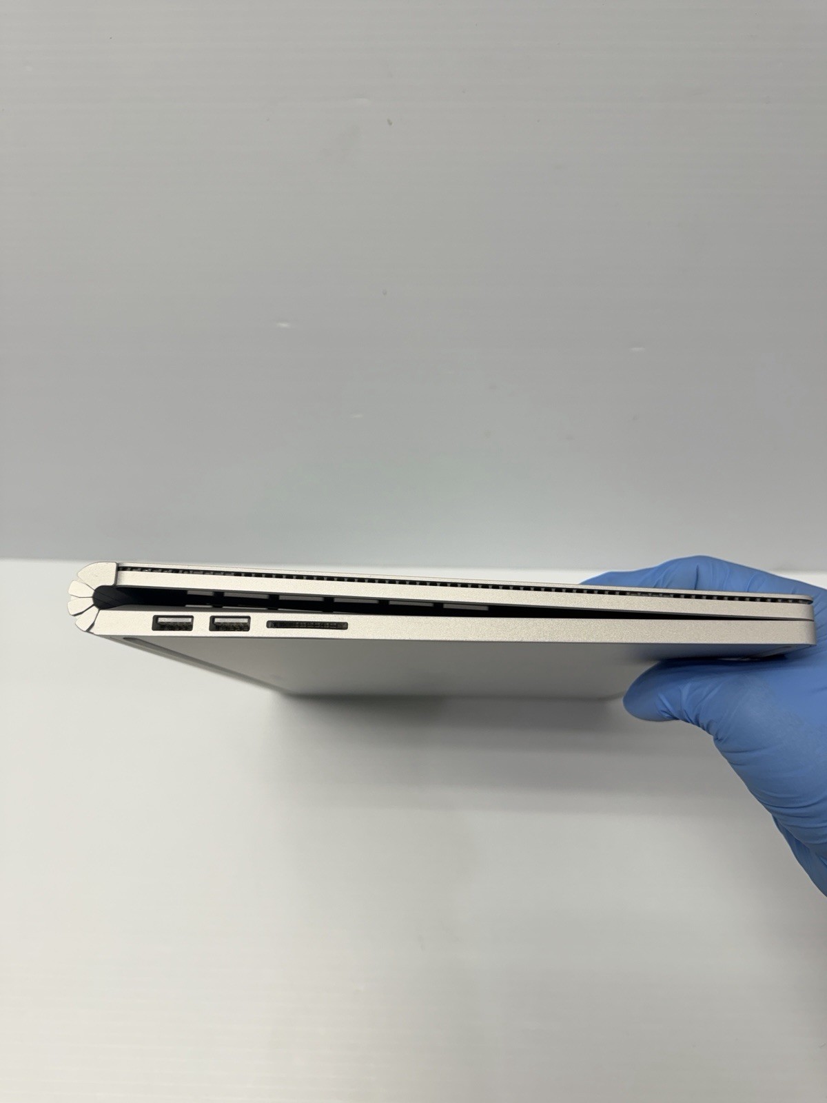 Microsoft Surface Book 3 13.5″ Touch i7-1065G7 32GB RAM 512GB SSD GTX 1650 Max-Q