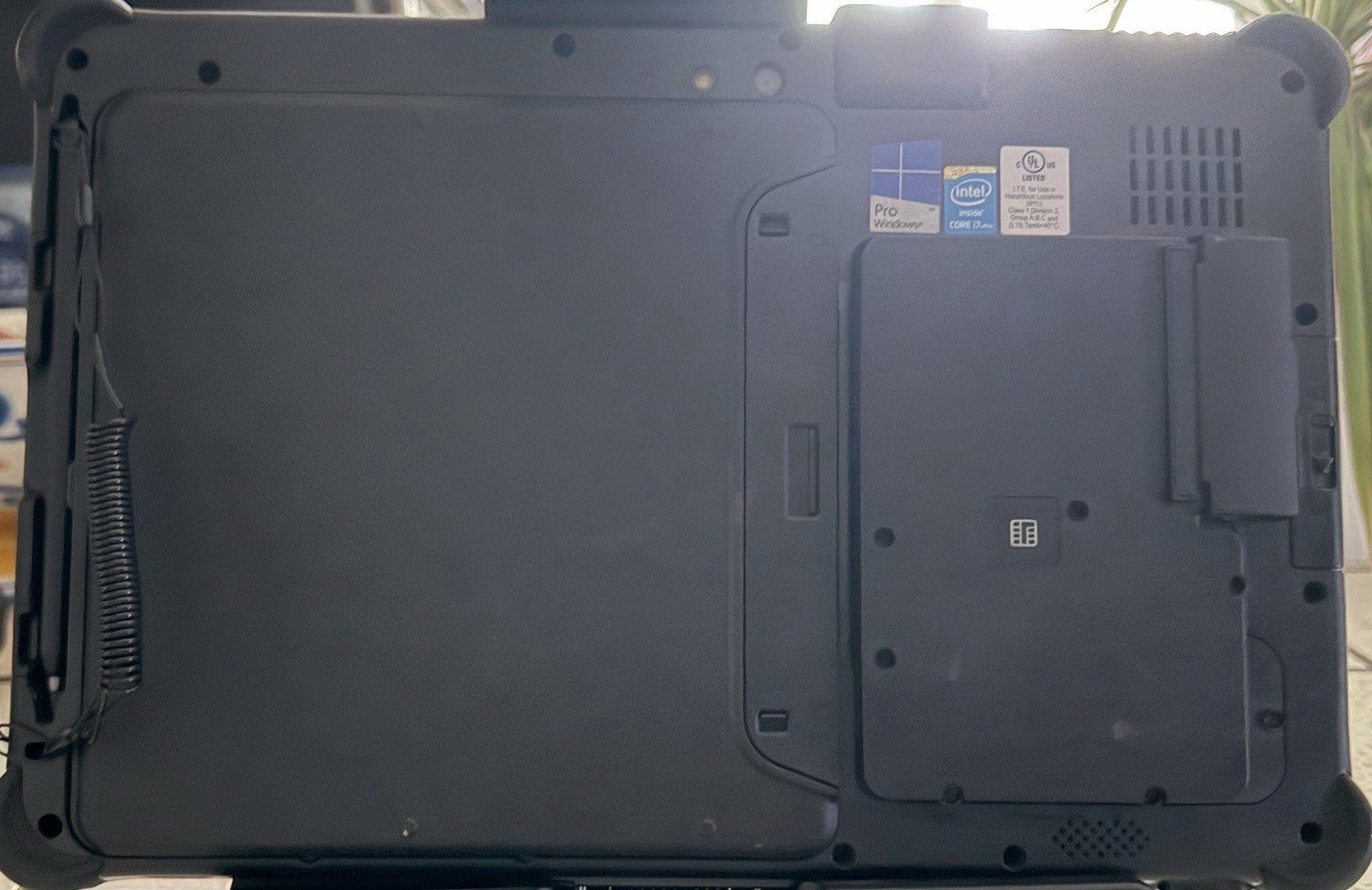 GETAC F110 Rugged Tablet i7-4600U 2.1GHz 256GB SSD 8GB 4G + GPS
