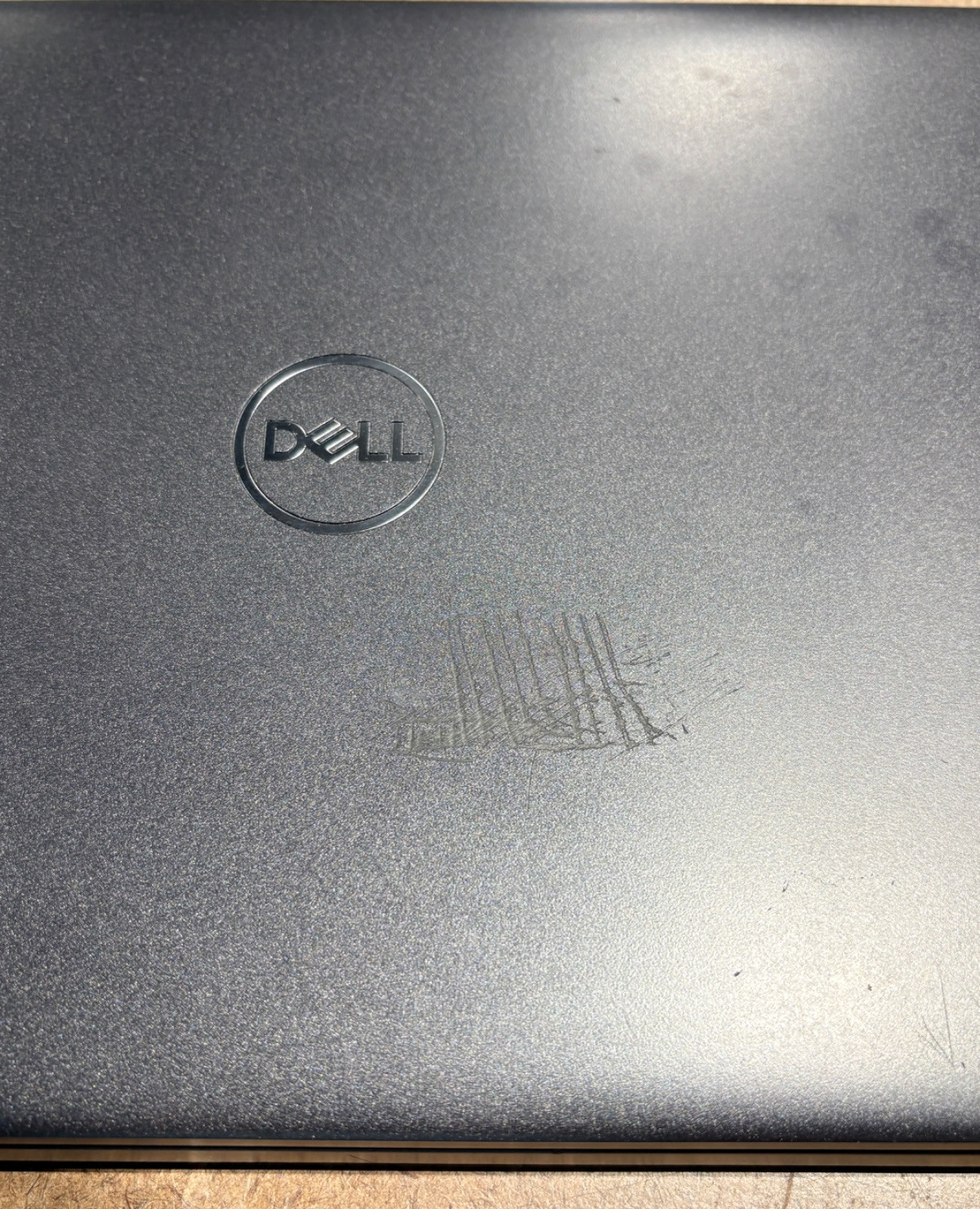 Dell Latitude 5400 14″ FHD i5-8365U 8GB RAM 256GB SSD No Charger/No OS