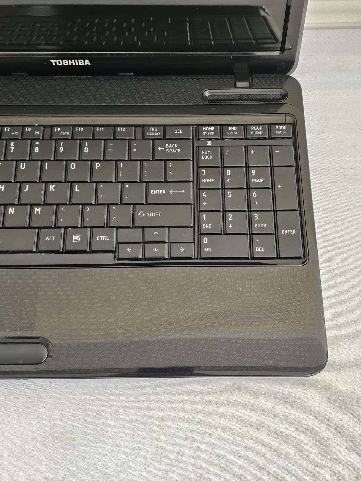 Toshiba Satellite L655D-S5050 Laptop – WON’T BOOT – BAD BATTERY – Parts/Repair