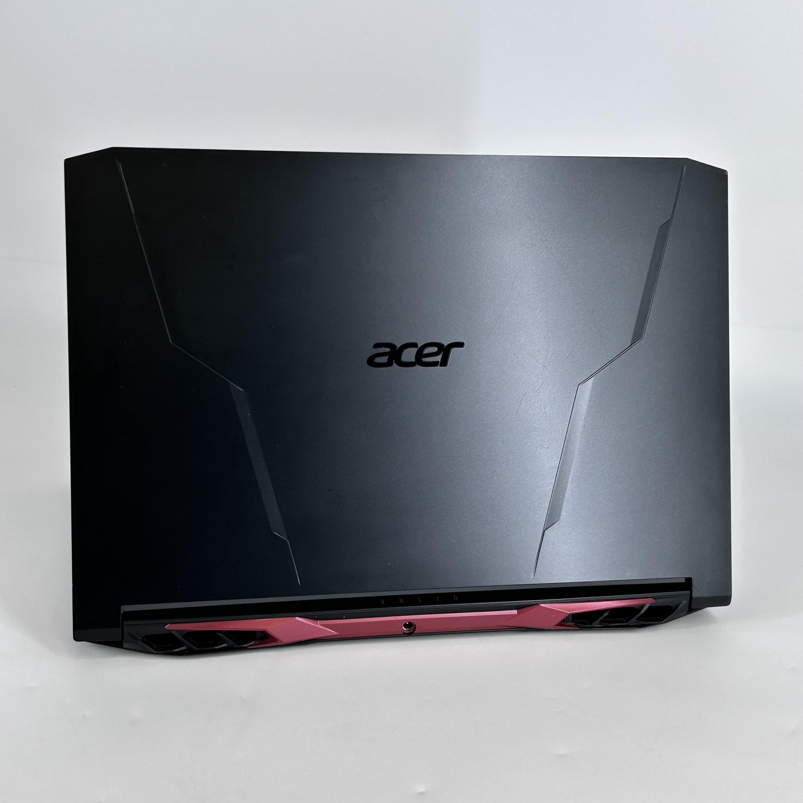 Acer Nitro 5 17.3 FHD i7-11800H 2.30GHz 40GB 1TB SSD/1TB HDD RTX 3050 Ti Good