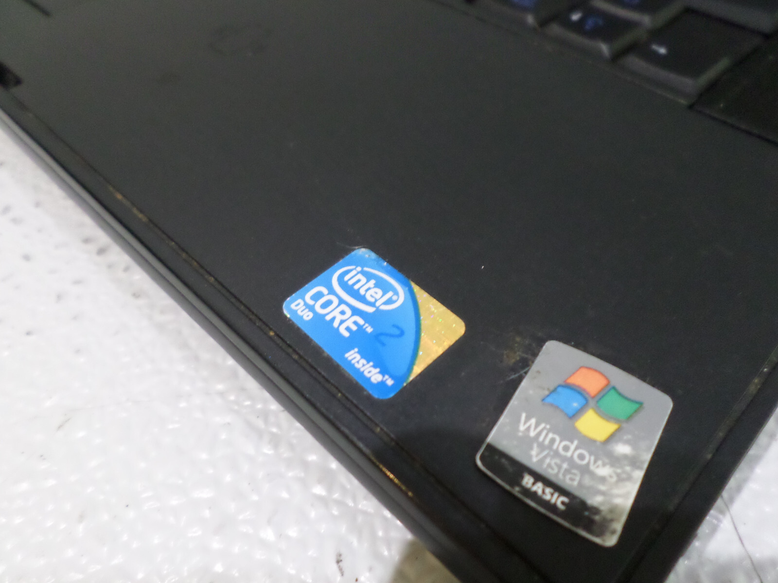 Dell Latitude E6500 Laptop – No HDD, Bad Bat, 2GB RAM, Intel Core 2 Duo P8700