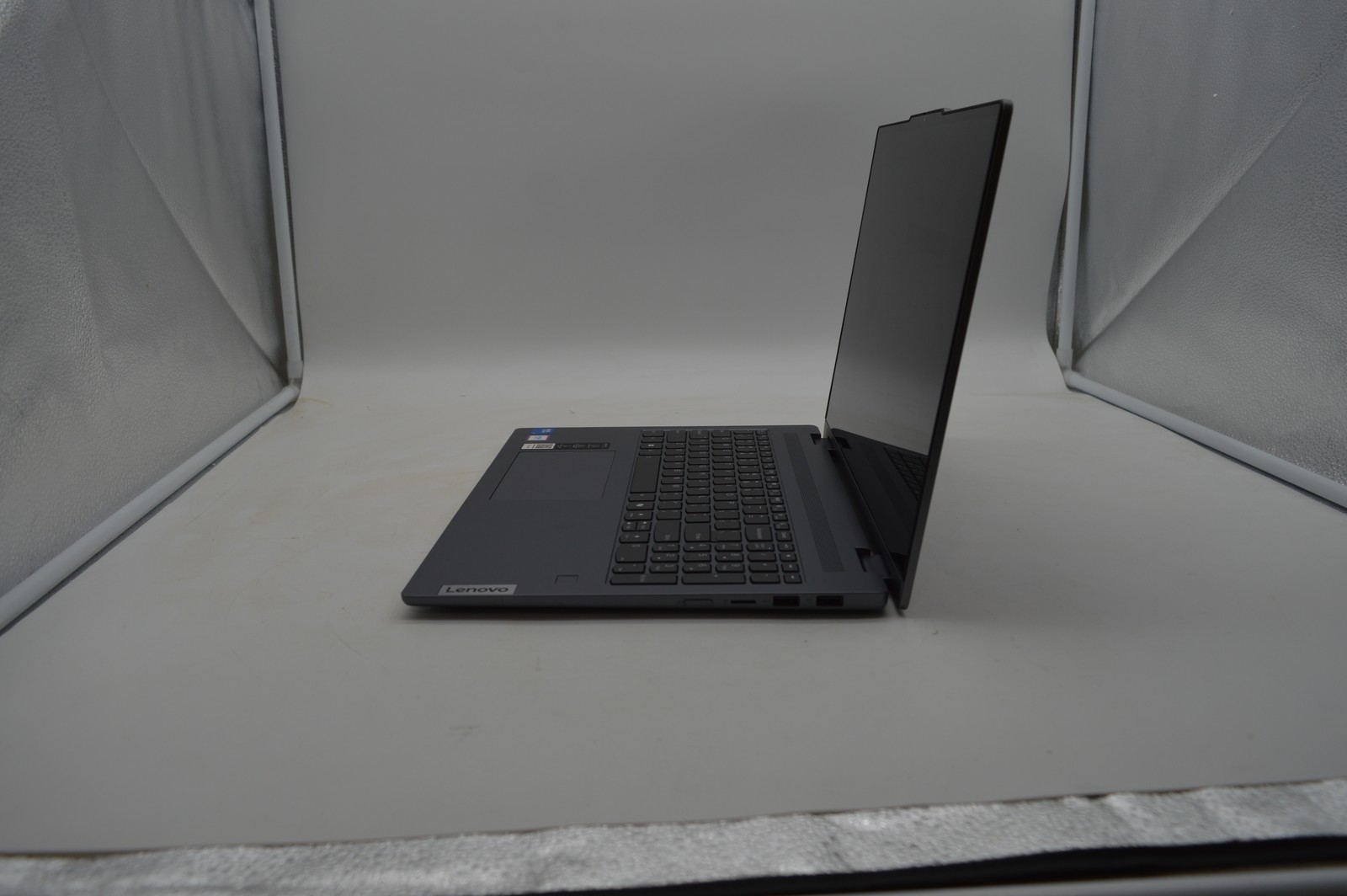 Lenovo IdeaPad 5 16″ Touch Intel Core 5 120U 1.4GHz 16GB 512GB SSD PC1744660
