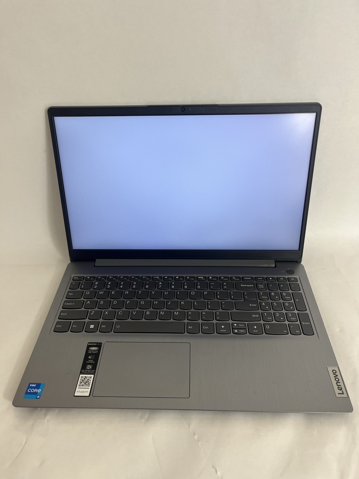 Lenovo IdeaPad 3 15IAU7 15.6IN i5-1235U 8GB 256GB SSD W11
