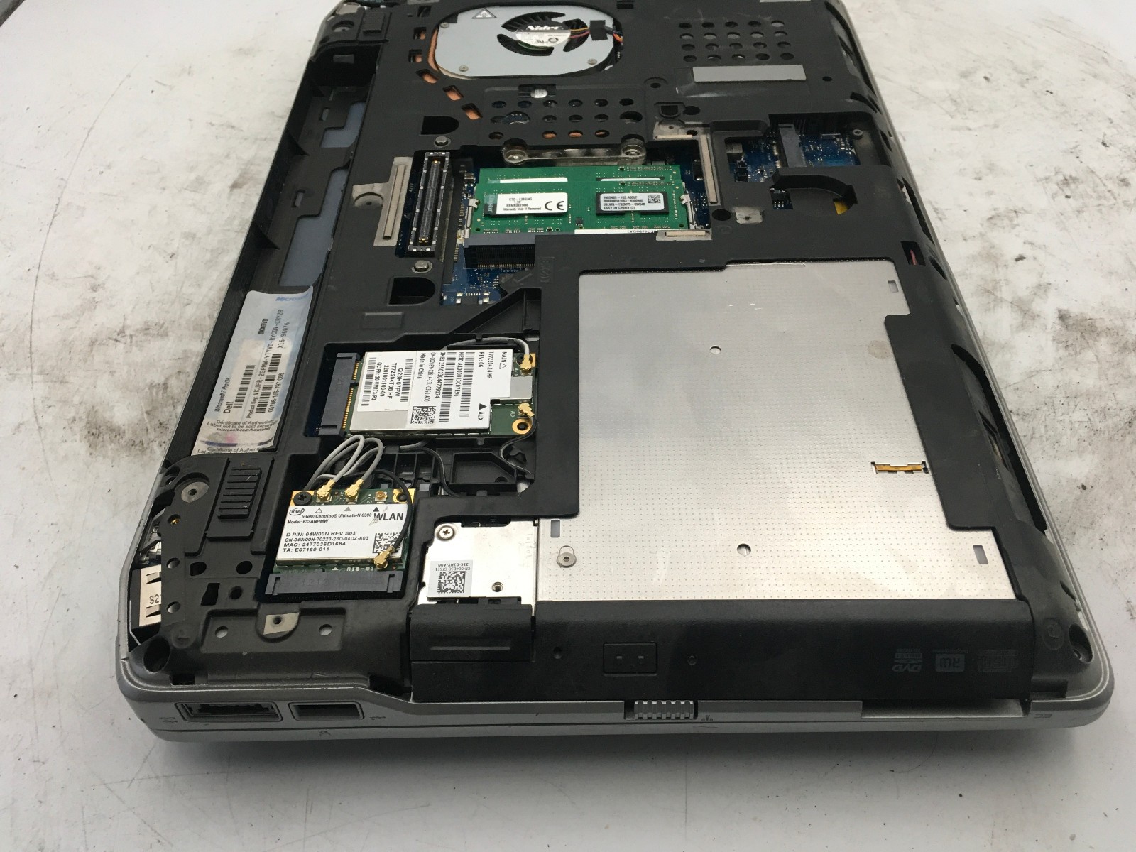 DELL LATITUDE E6330 – FOR PARTS / NO LCD – INTEL CORE I7 – READ DESCRIPTION – BB