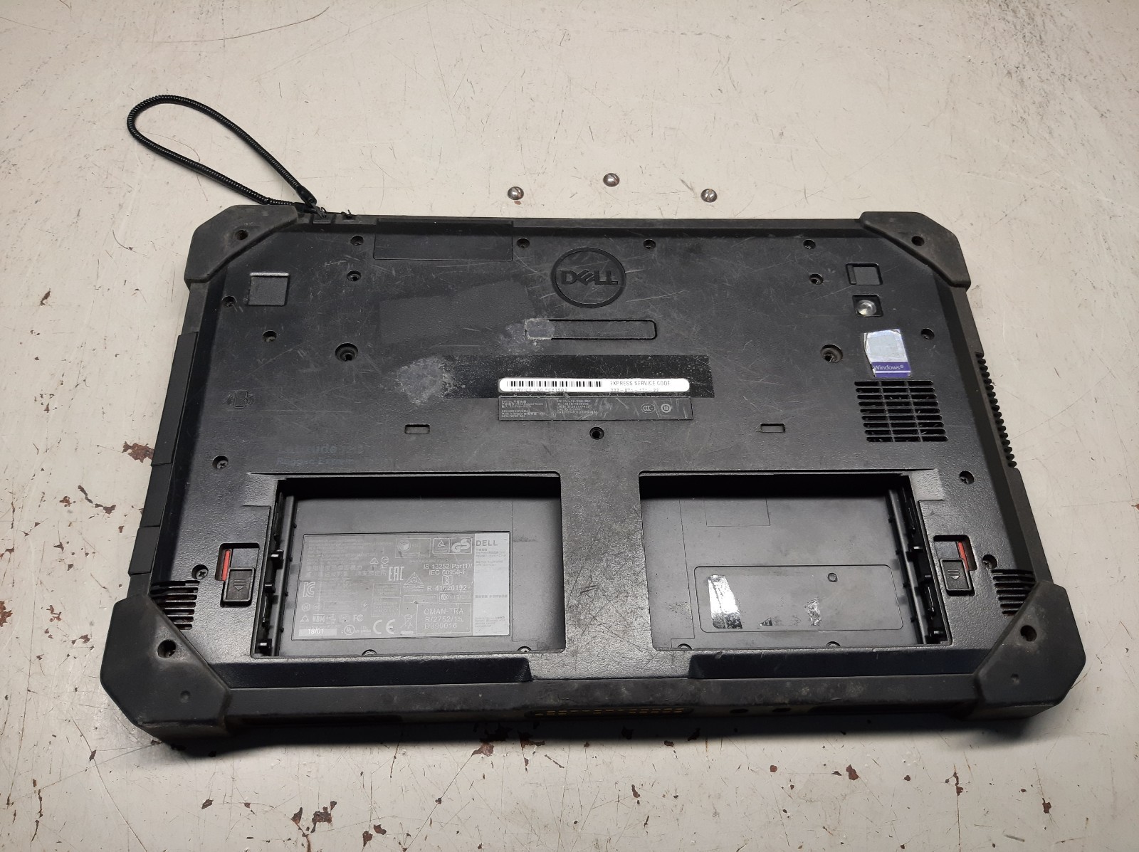 Dell Latitude 7212 Rugged Extreme 11.6″ i5-7300u 8GB RAM 128GB SSD No OS