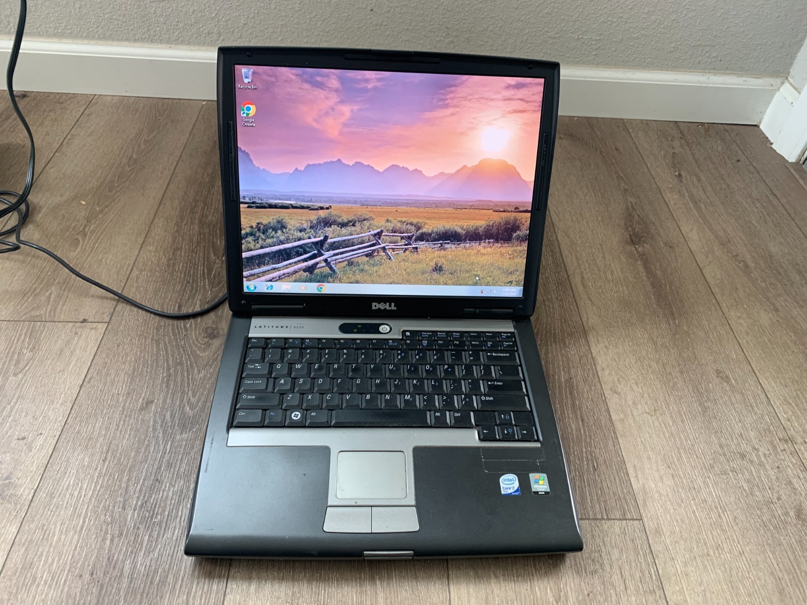 Dell Latitude D530 15″ Intel Core 2 Duo T7250 2.00GHz 4GBRam 320GB HDD Win7 Pro