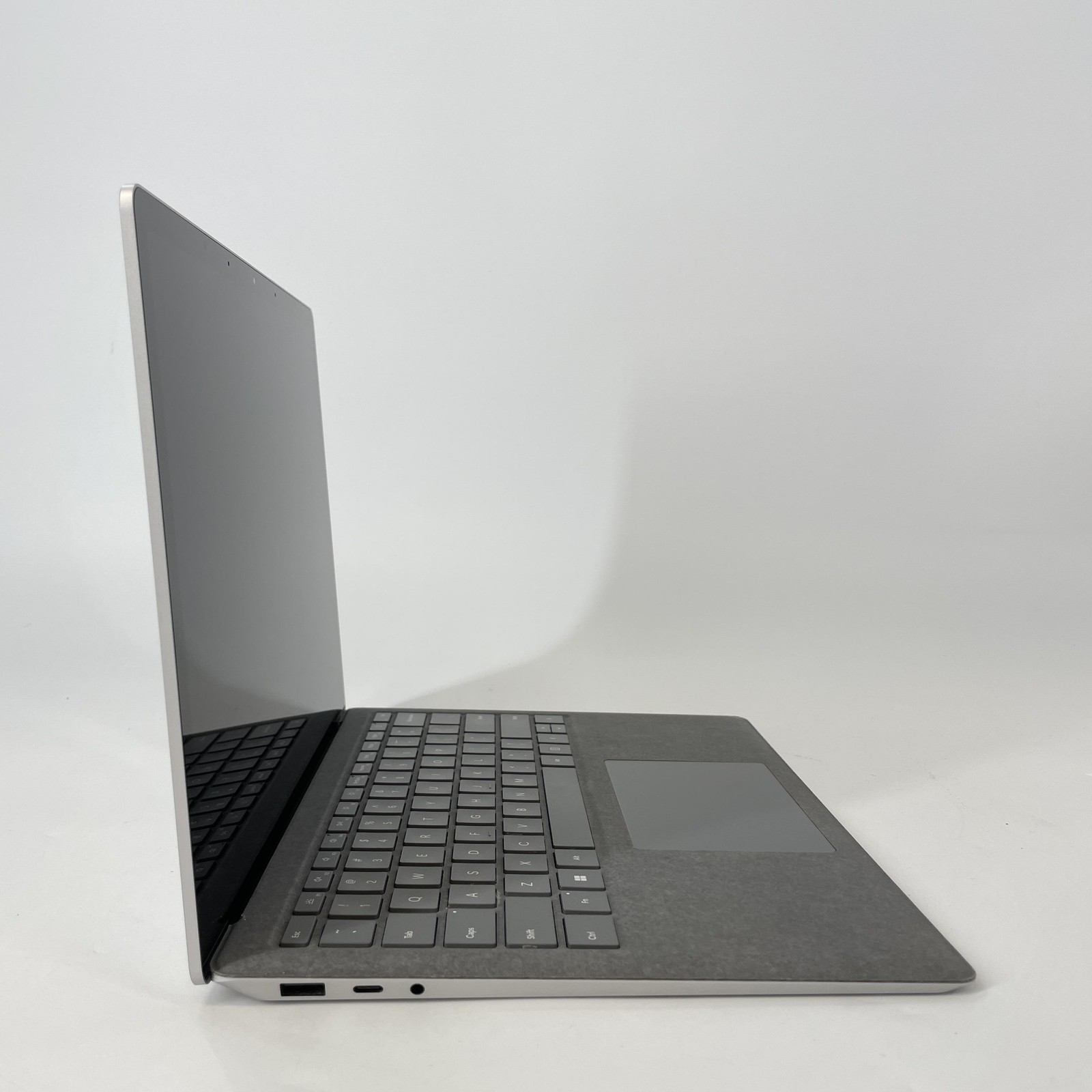 Microsoft Surface Laptop 5 13 2K TOUCH 2.5 GHz i5-1235U 16GB 512GB SSD Very Good