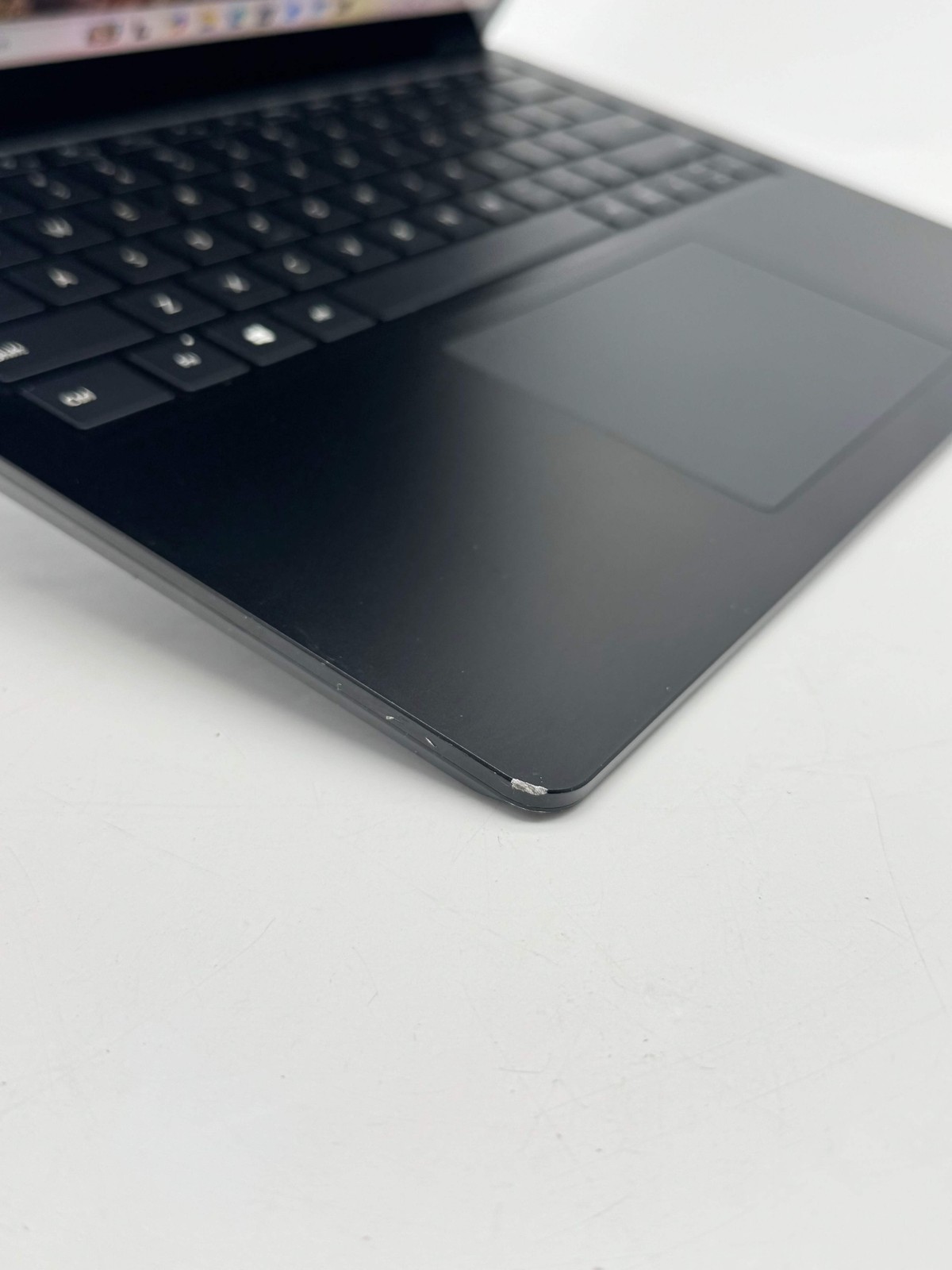Microsoft Surface Laptop 4 1951 13.5″ i5-1145G7 8GB 512GB Cracked Screen For Par