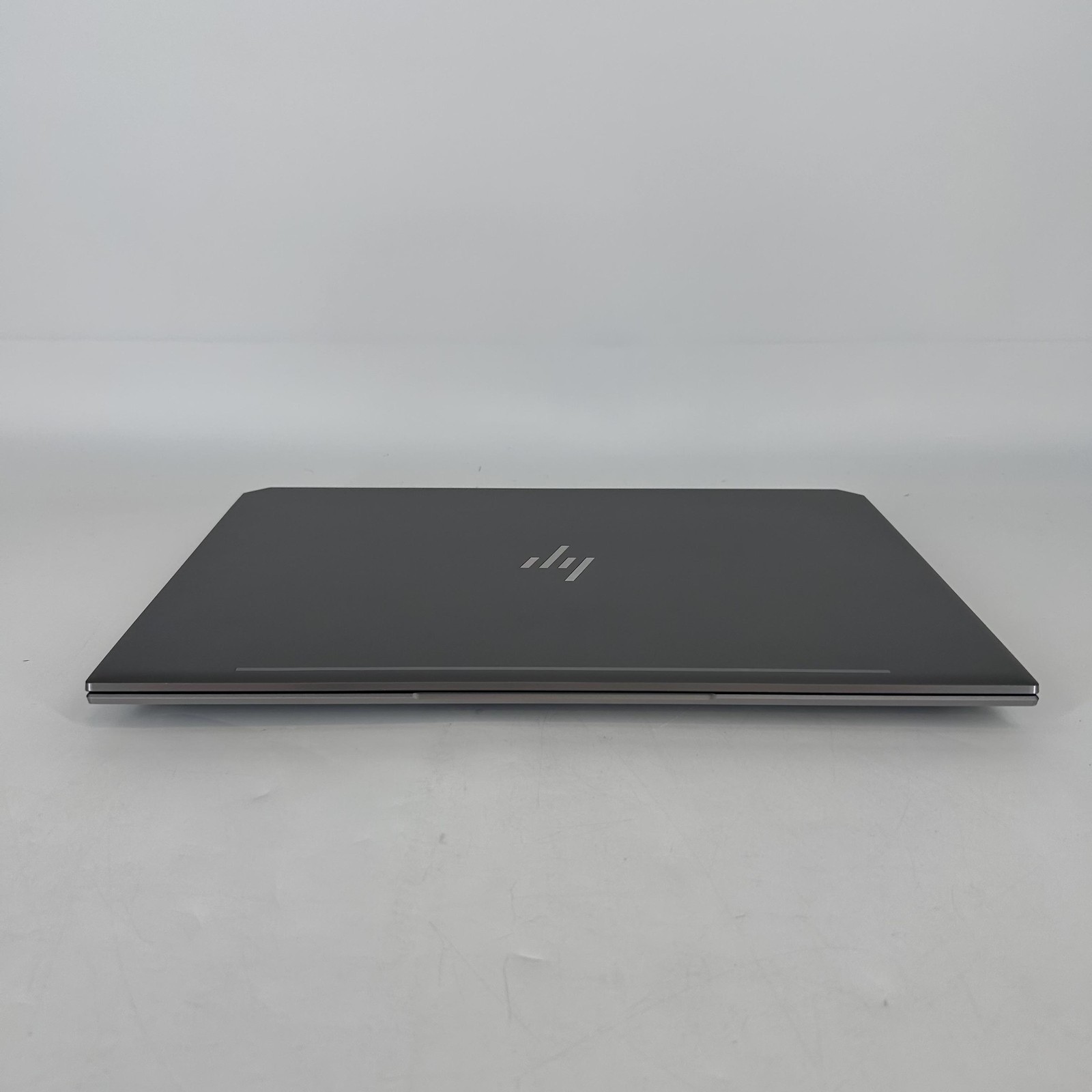 HP ZBook Studio G5 15.6 4K i7-8665U 1.90GHz 32GB 512GB SSD Quadro P1000