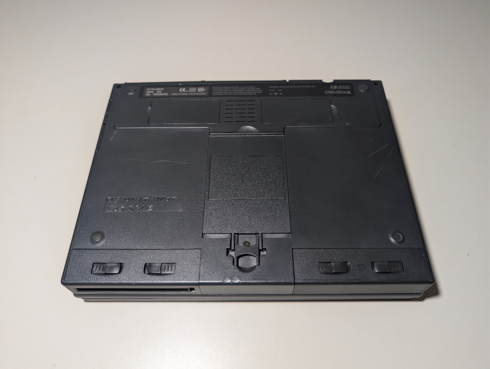 HP OMNIBOOK 4000CT | 486DX2-50Mhz | 16MB RAM | NO HDD Vintage Computing RARE