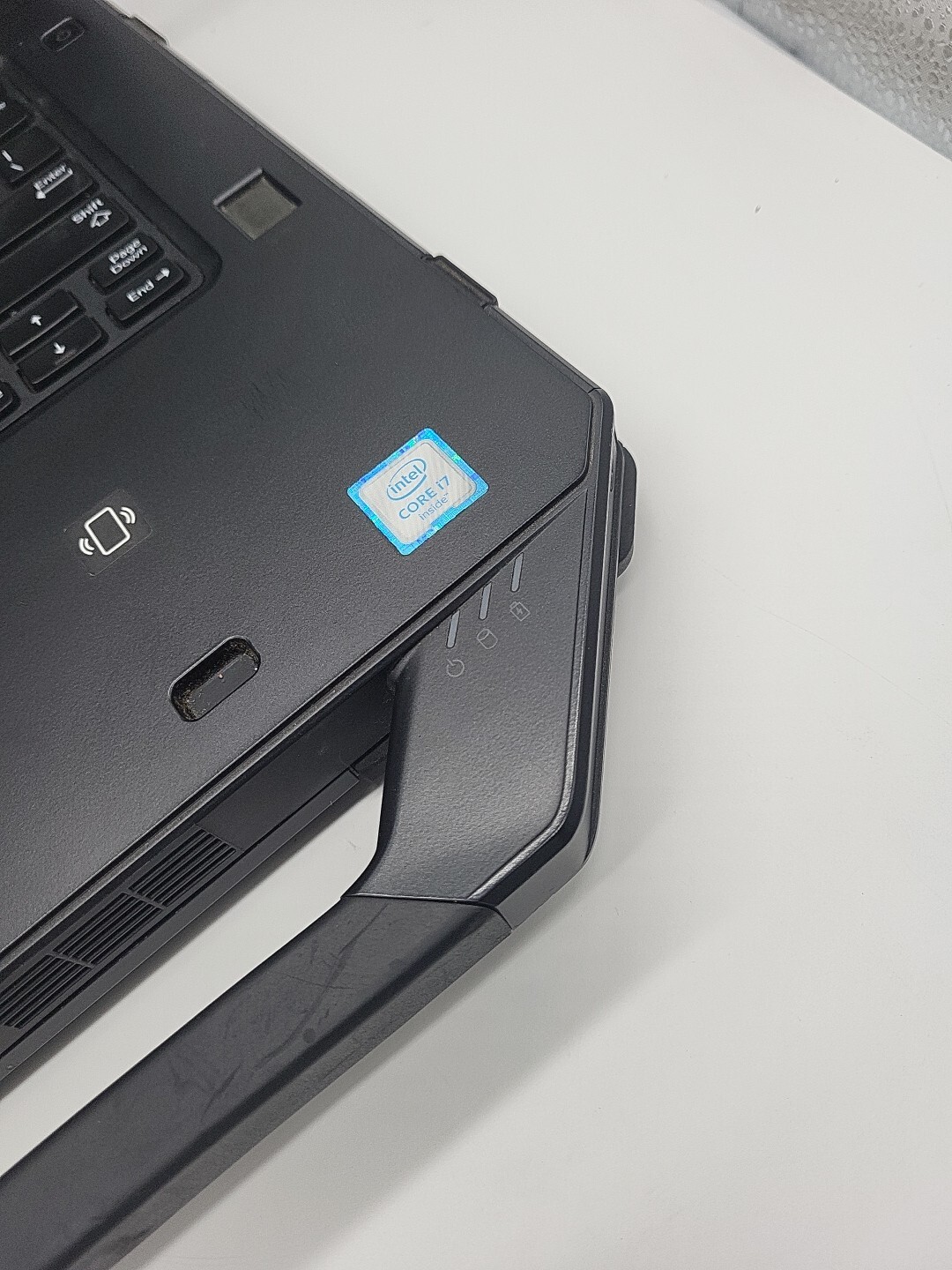 Dell Latitude 5414 Rugged 14″ Core i7-6600U 2.60GHz 16GB RAM 512GB SSD Win 10Pro