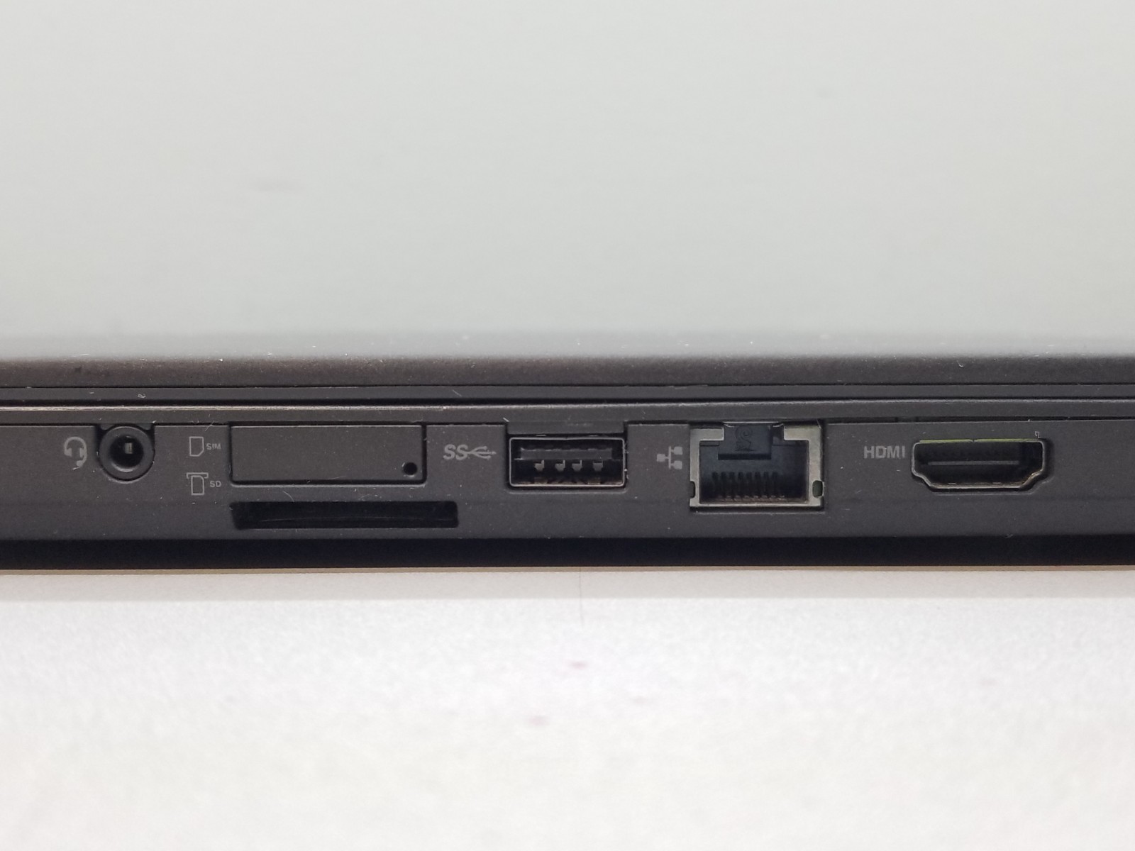 Lenovo ThinkPad T460 14″ FHD i5-6300U 2.4GHz 16GB RAM 512GB SSD Win 11 Pro READ