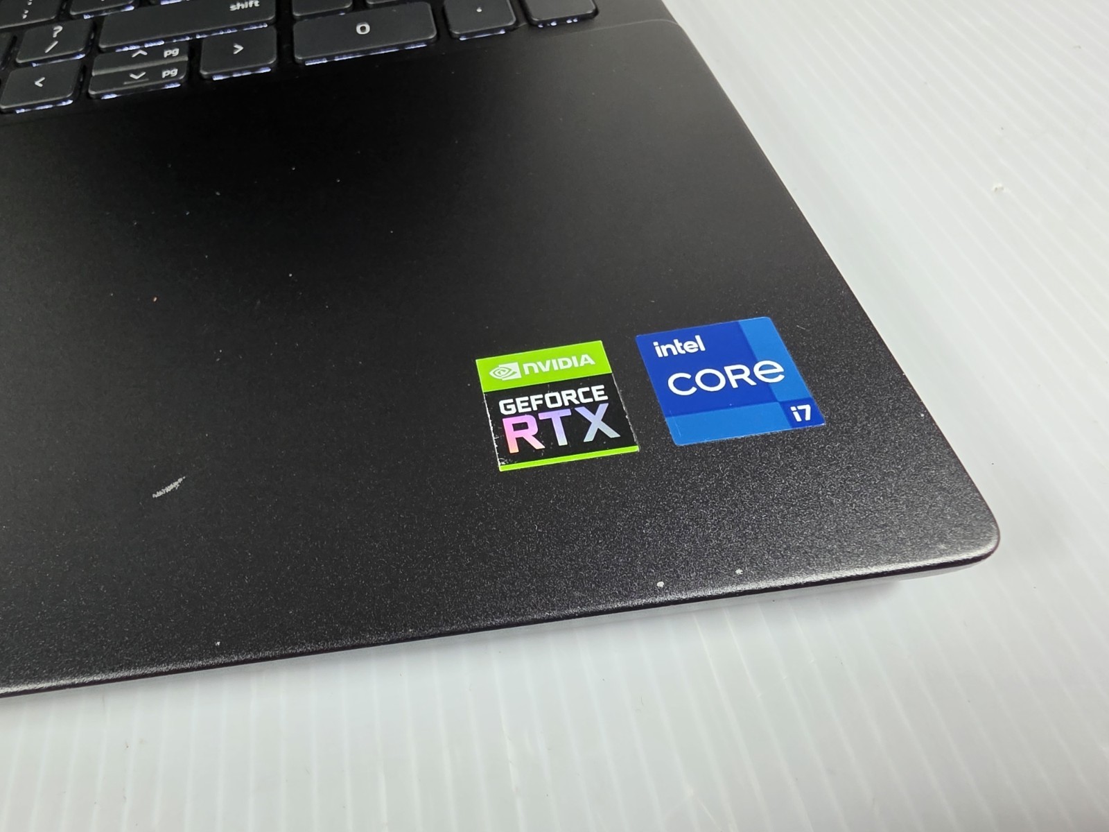 DELL Vostro 7620 i7-12700H 16GB 512GB Nvidia GeForce RTX 3050 Ti Windows 11