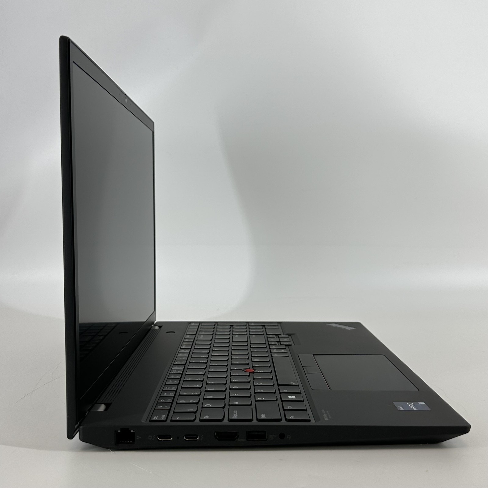 Lenovo ThinkPad P16s Gen 1 FHD+ 1.8 GHz i7-1280P 32GB 1TB SSD NVIDIA T550