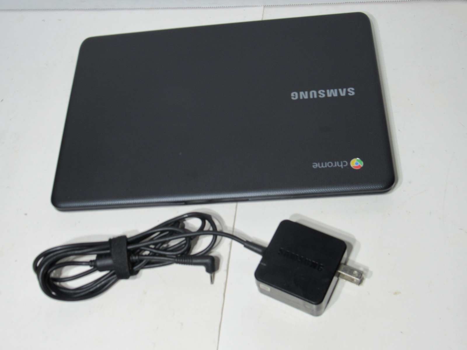 Samsung XE500C13-K03US Chromebook 3 C500 11.6″ HD Celeron N3060-4GB – 16GB SSD